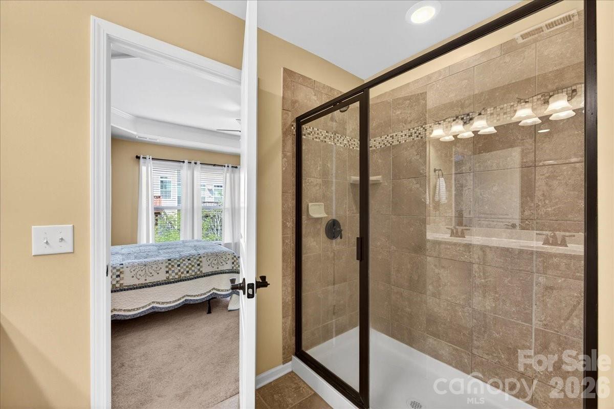6453 Silver Star Lane — Charlotte