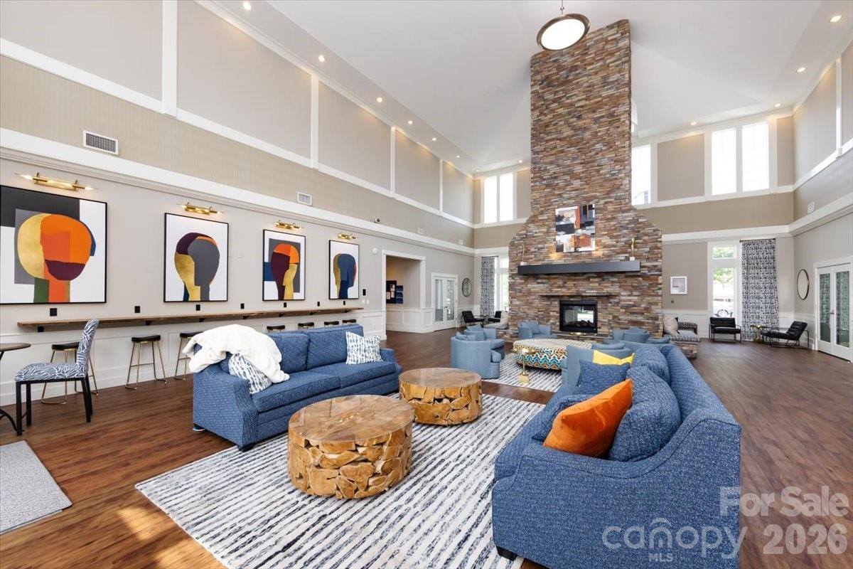 6453 Silver Star Lane — Charlotte