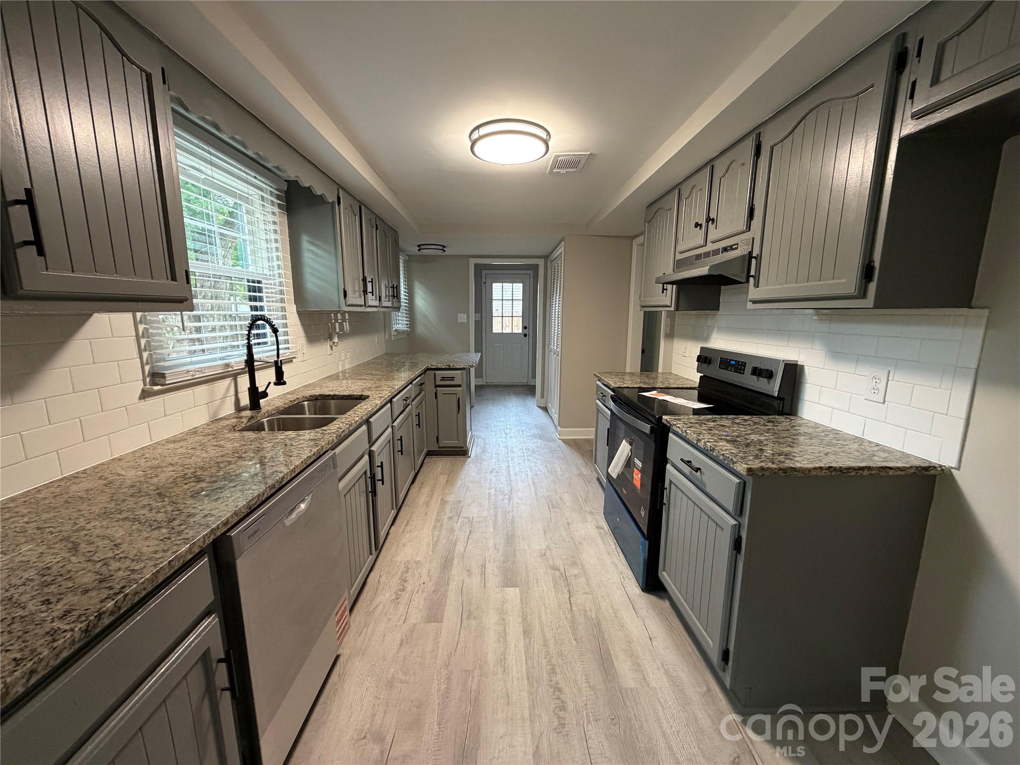 4339 Bathurst Drive — Charlotte