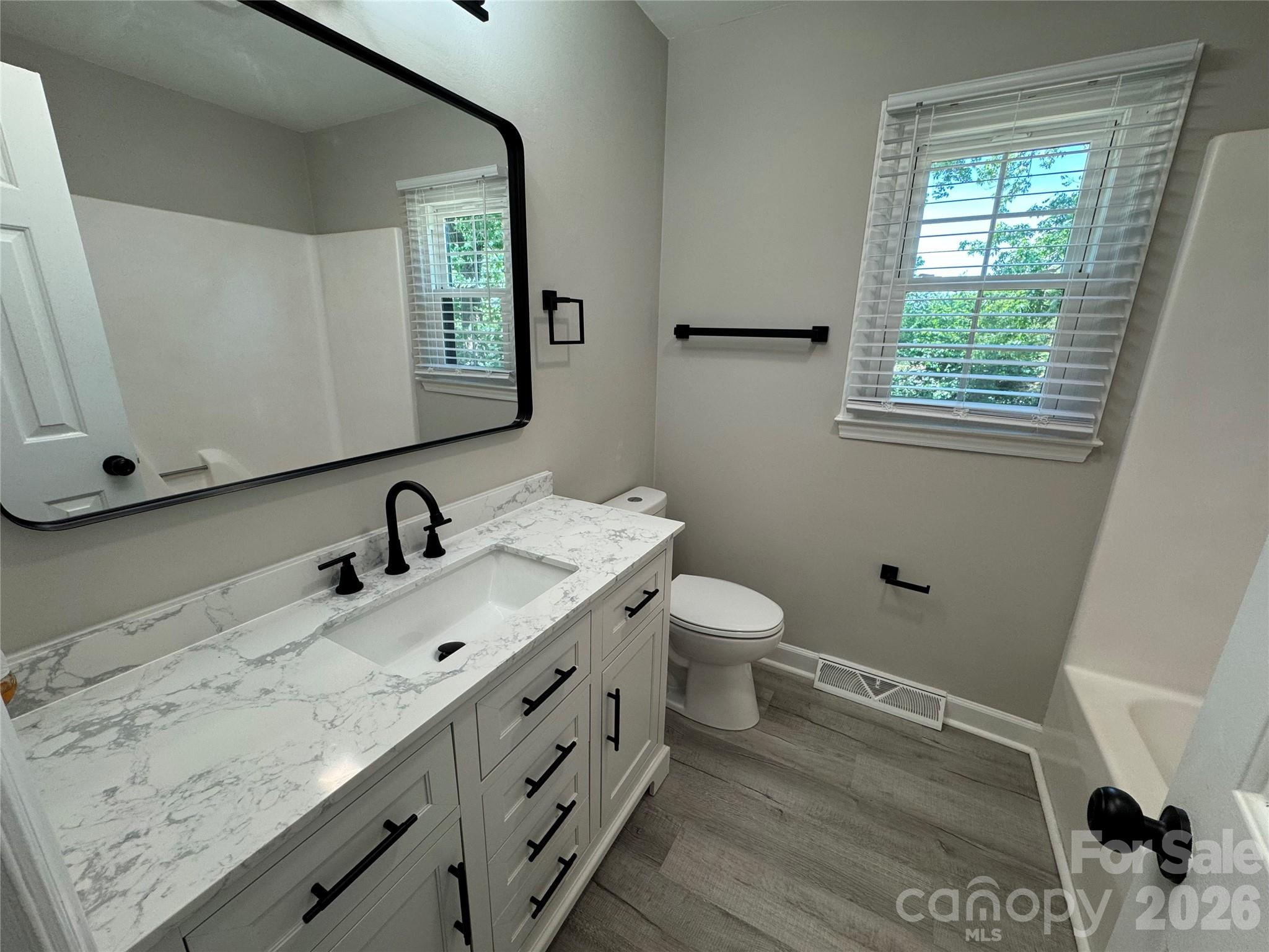 4339 Bathurst Drive — Charlotte