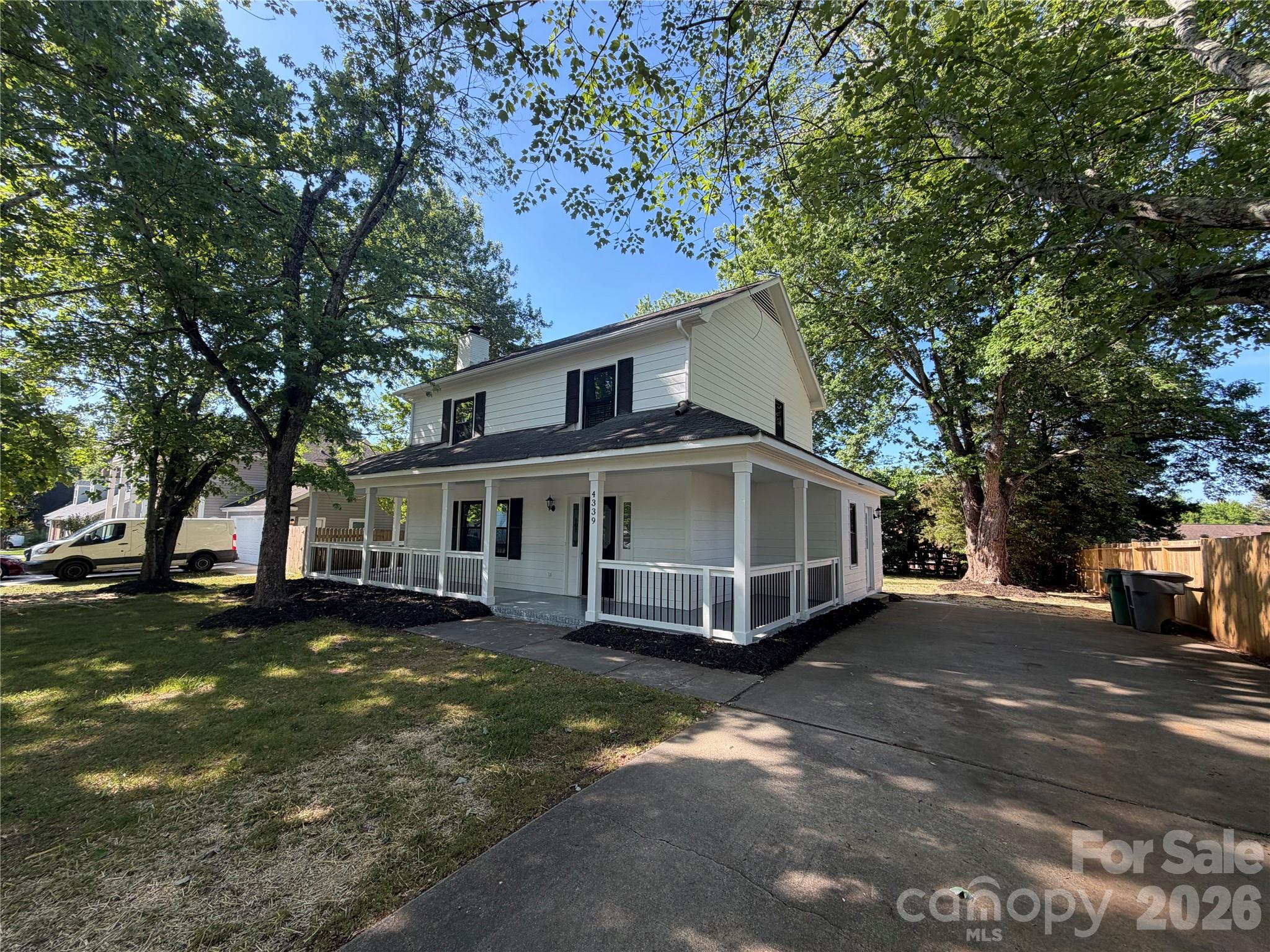 4339 Bathurst Drive — Charlotte