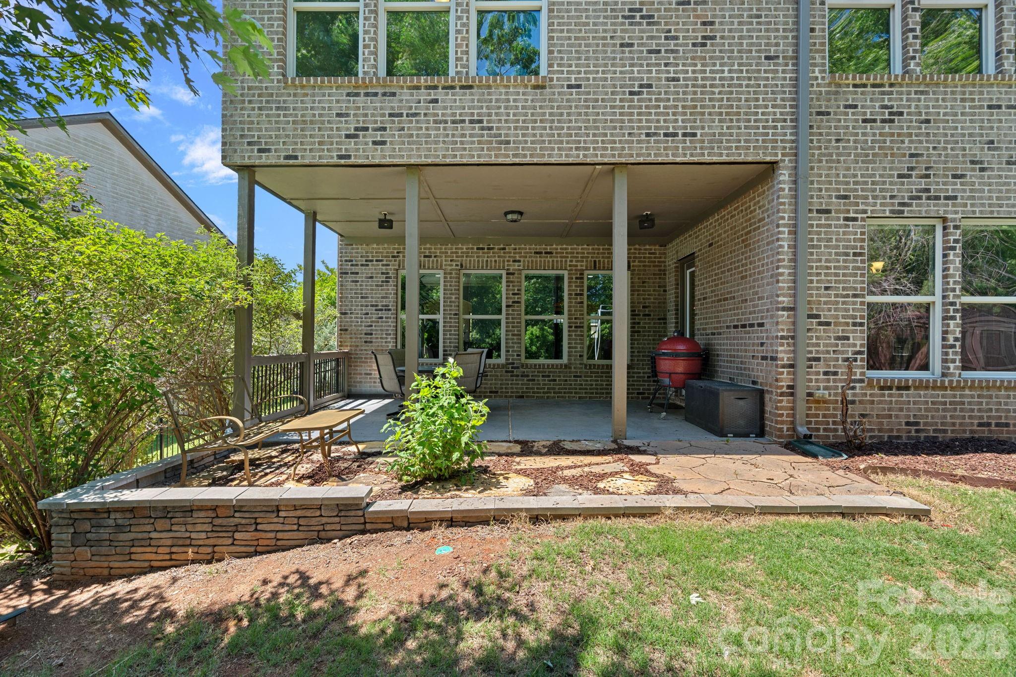 897 Tyne Drive — Fort Mill