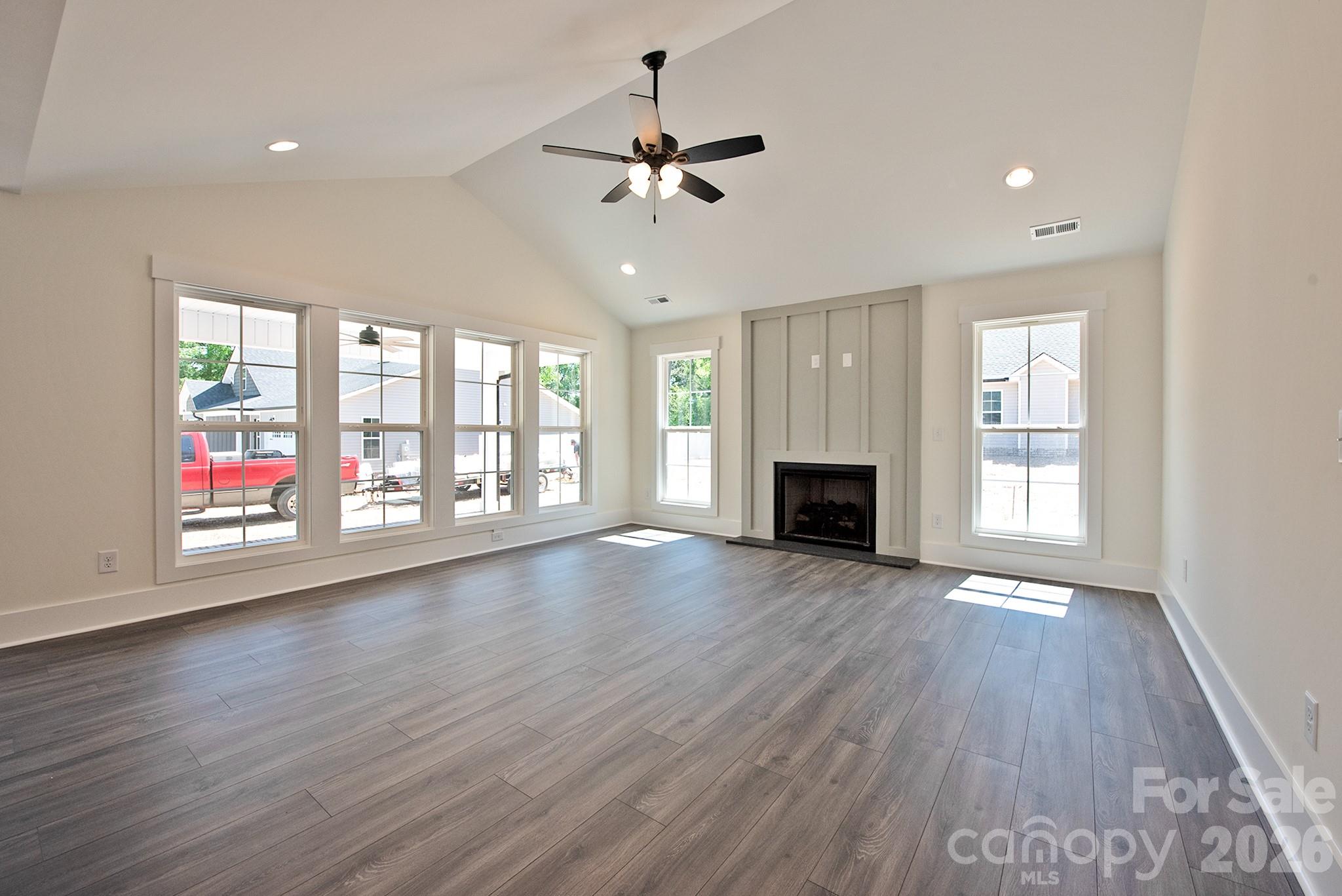 586 Wilhelm Place NE — Concord
