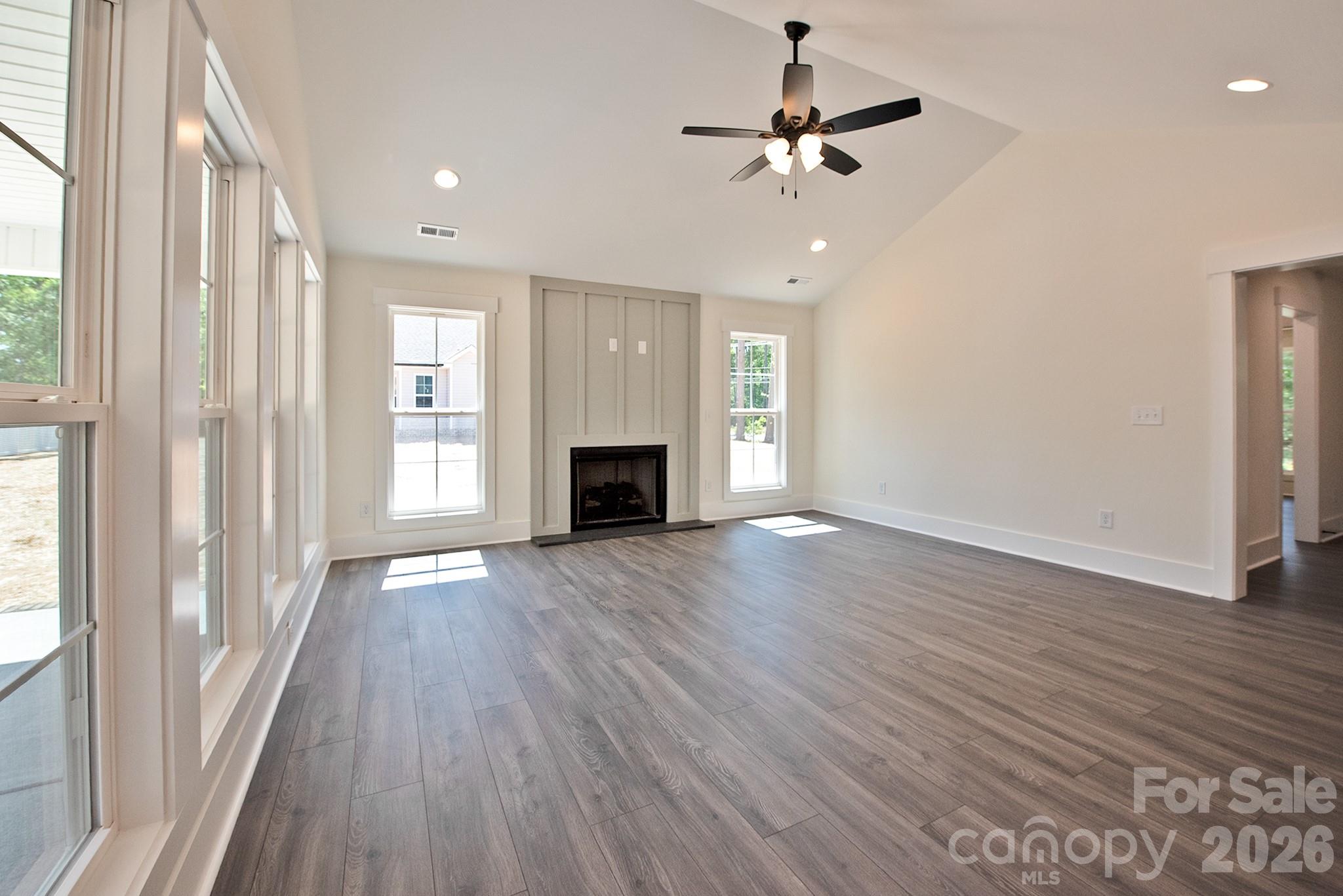 586 Wilhelm Place NE — Concord