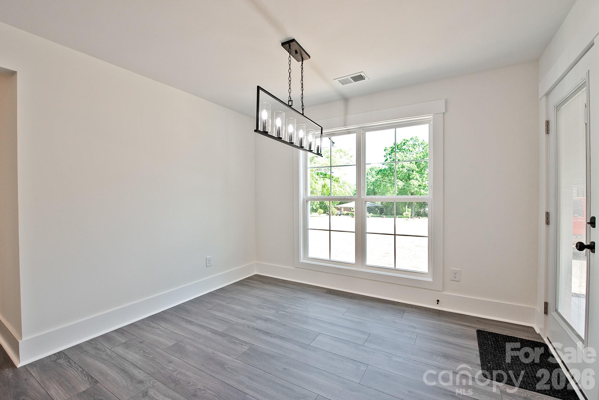 586 Wilhelm Place NE — Concord