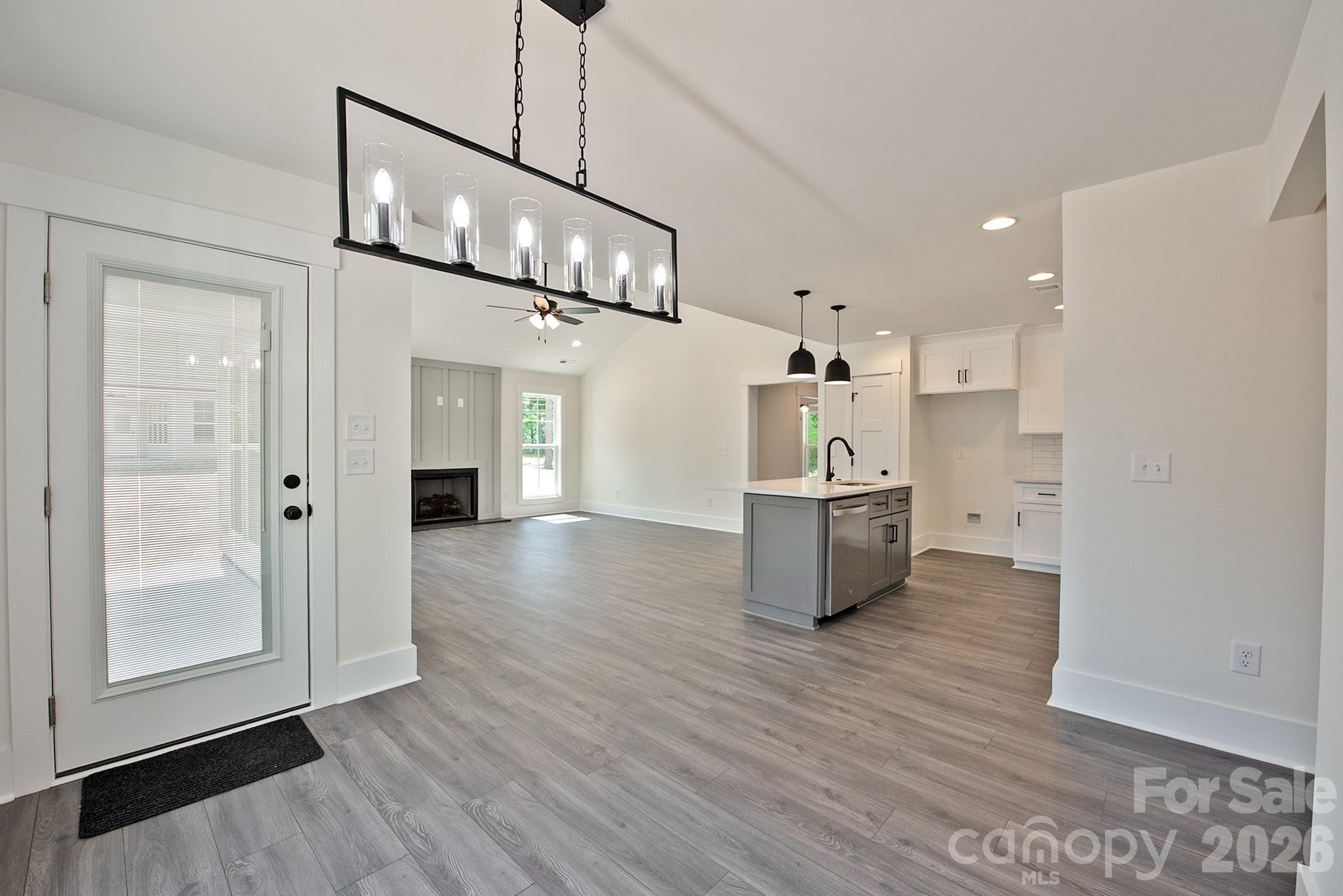 586 Wilhelm Place NE — Concord