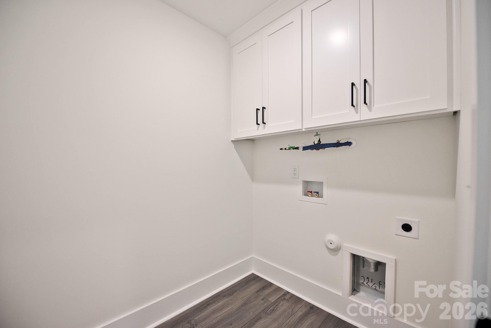 586 Wilhelm Place NE — Concord