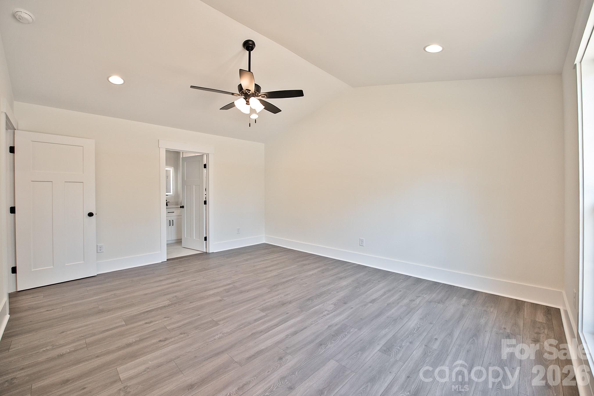 586 Wilhelm Place NE — Concord