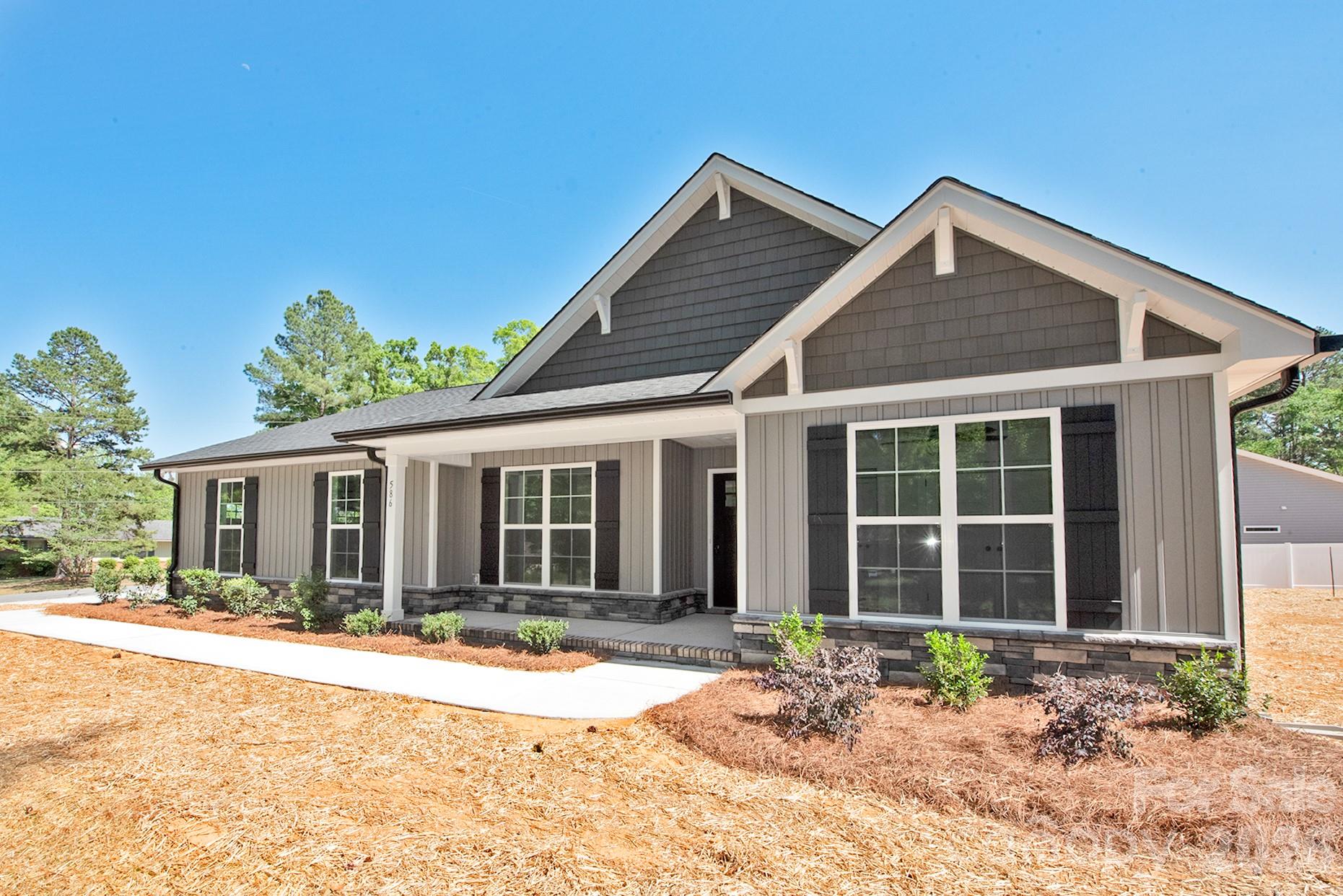 586 Wilhelm Place NE — Concord