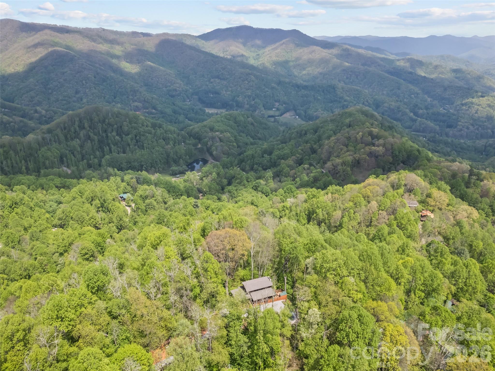 2863 Heath Peak Road — Waynesville