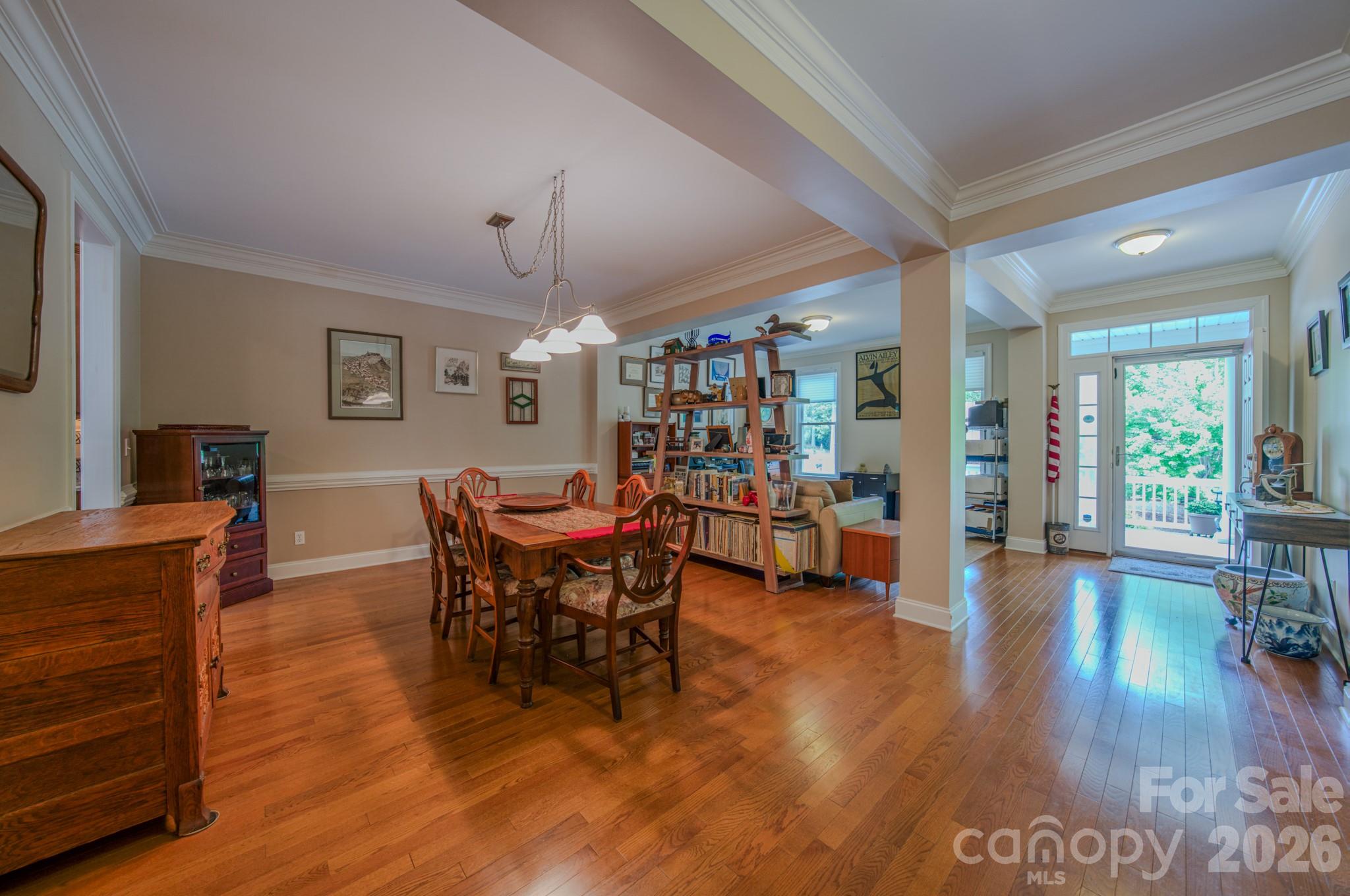7 Magic Sam Court — Biltmore Lake