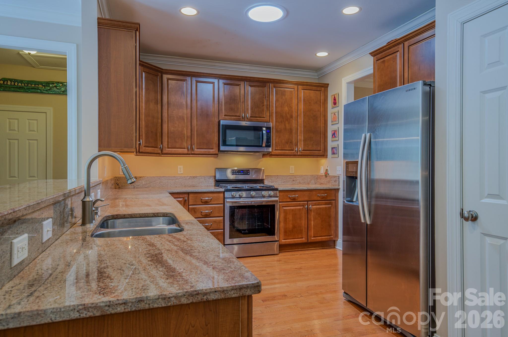 7 Magic Sam Court — Biltmore Lake
