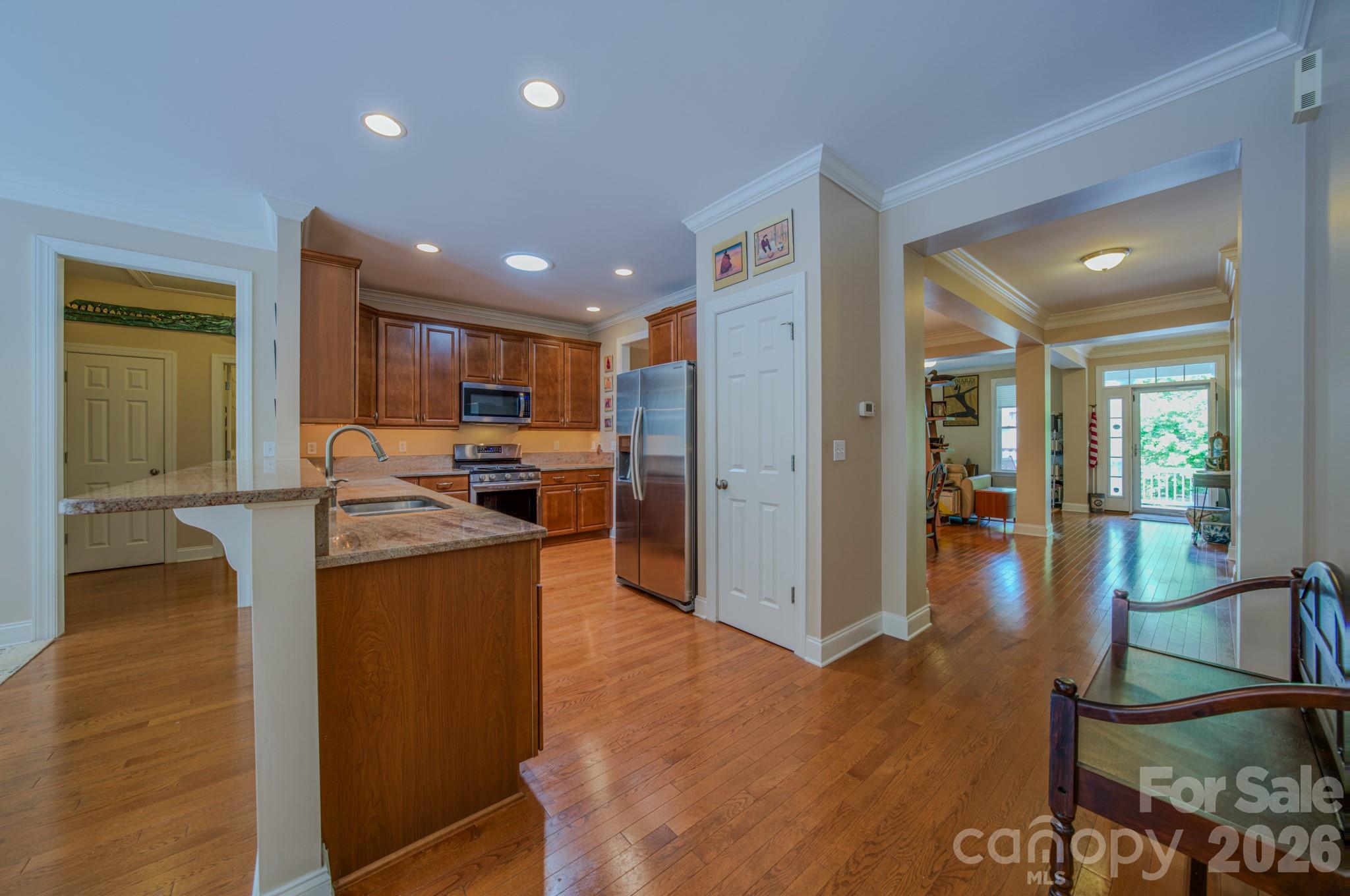 7 Magic Sam Court — Biltmore Lake
