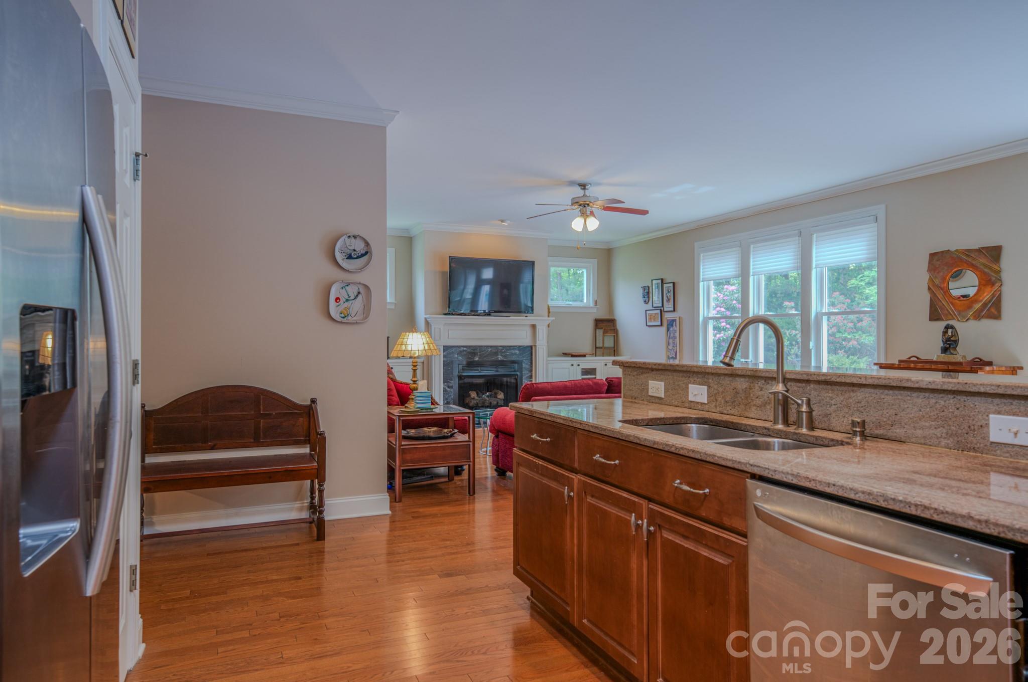 7 Magic Sam Court — Biltmore Lake