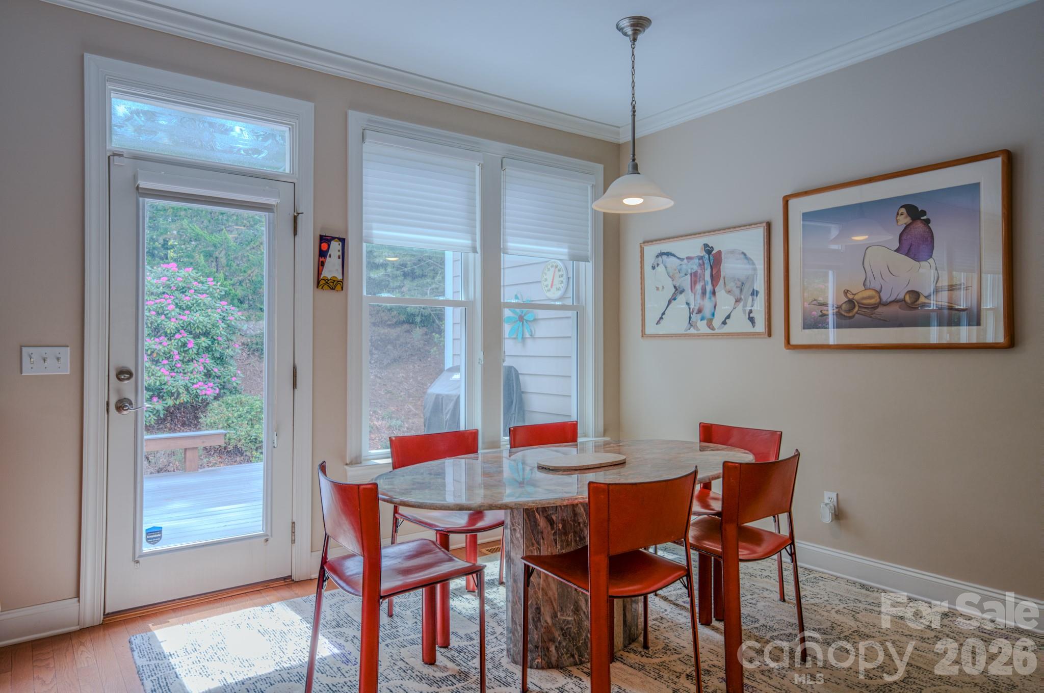 7 Magic Sam Court — Biltmore Lake