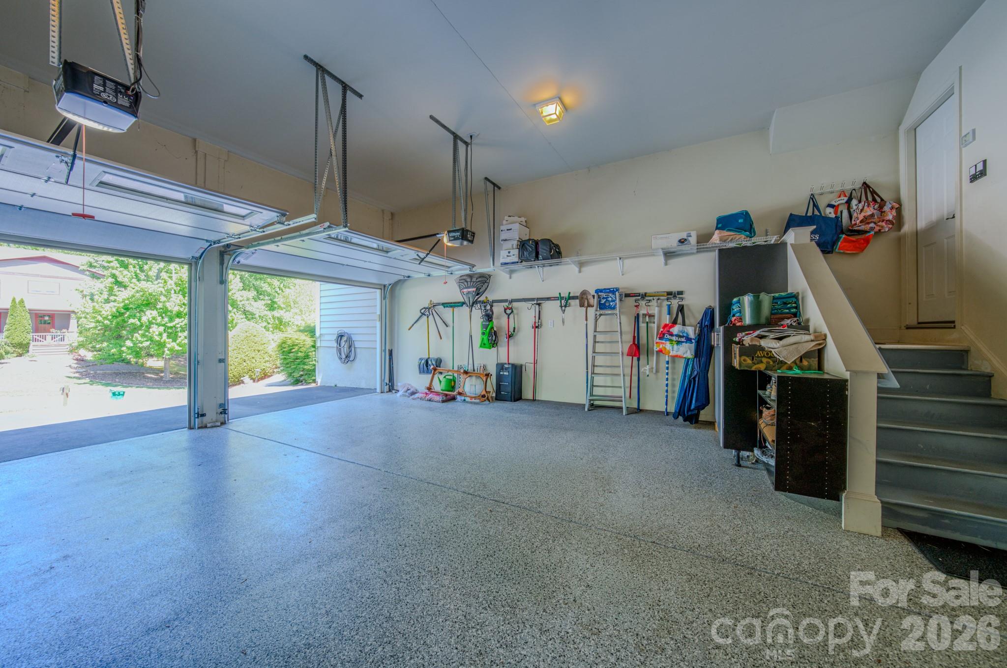 7 Magic Sam Court — Biltmore Lake