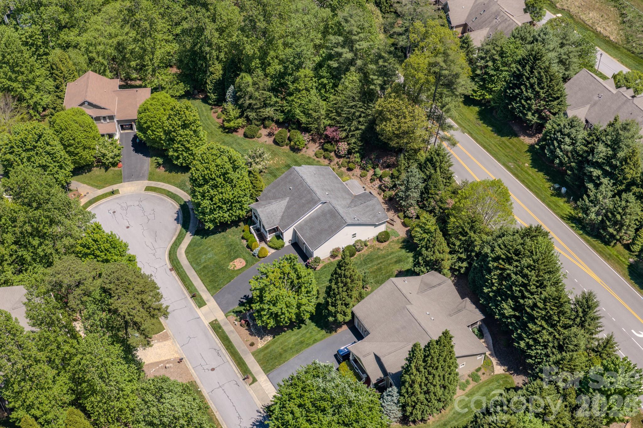 7 Magic Sam Court — Biltmore Lake