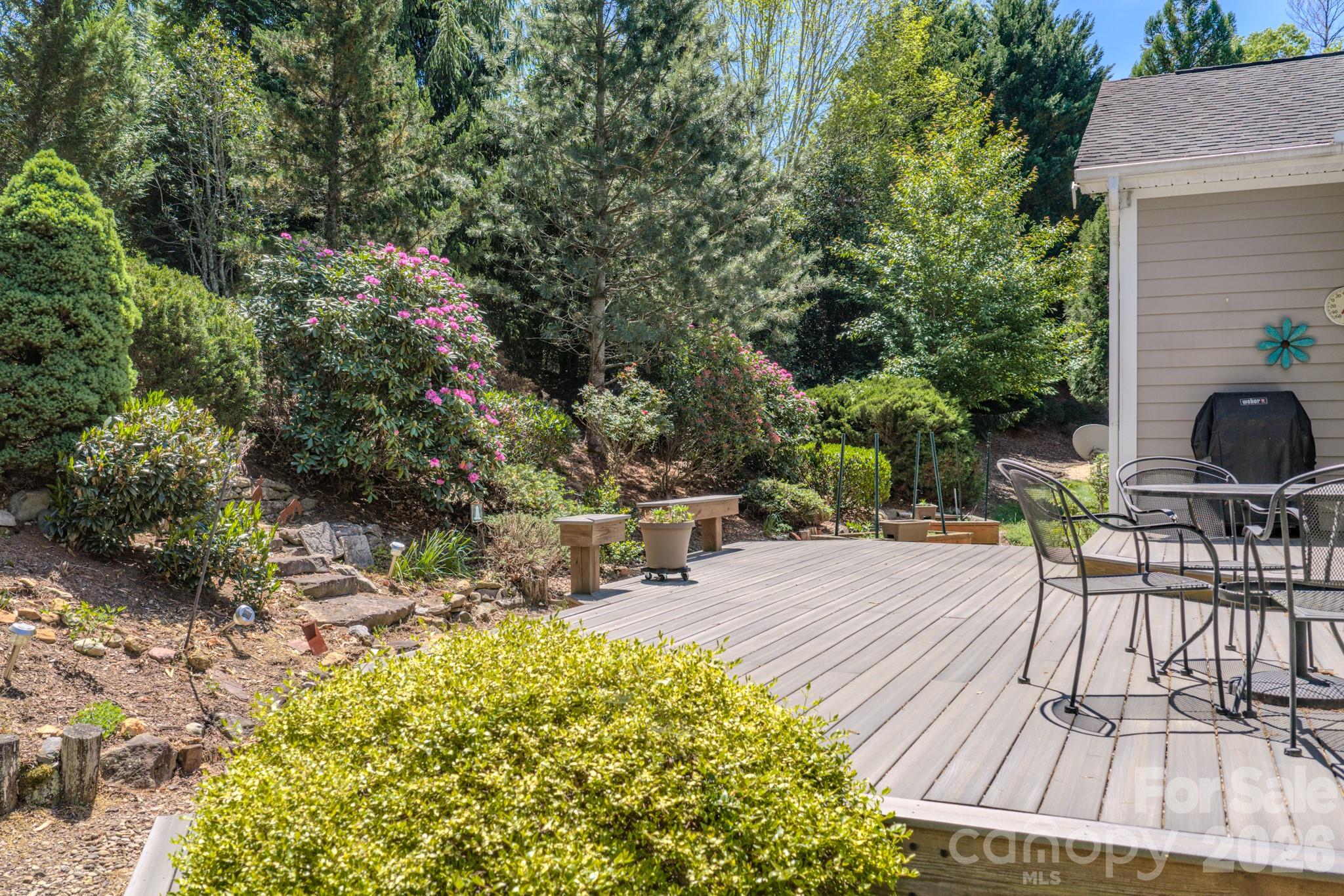 7 Magic Sam Court — Biltmore Lake