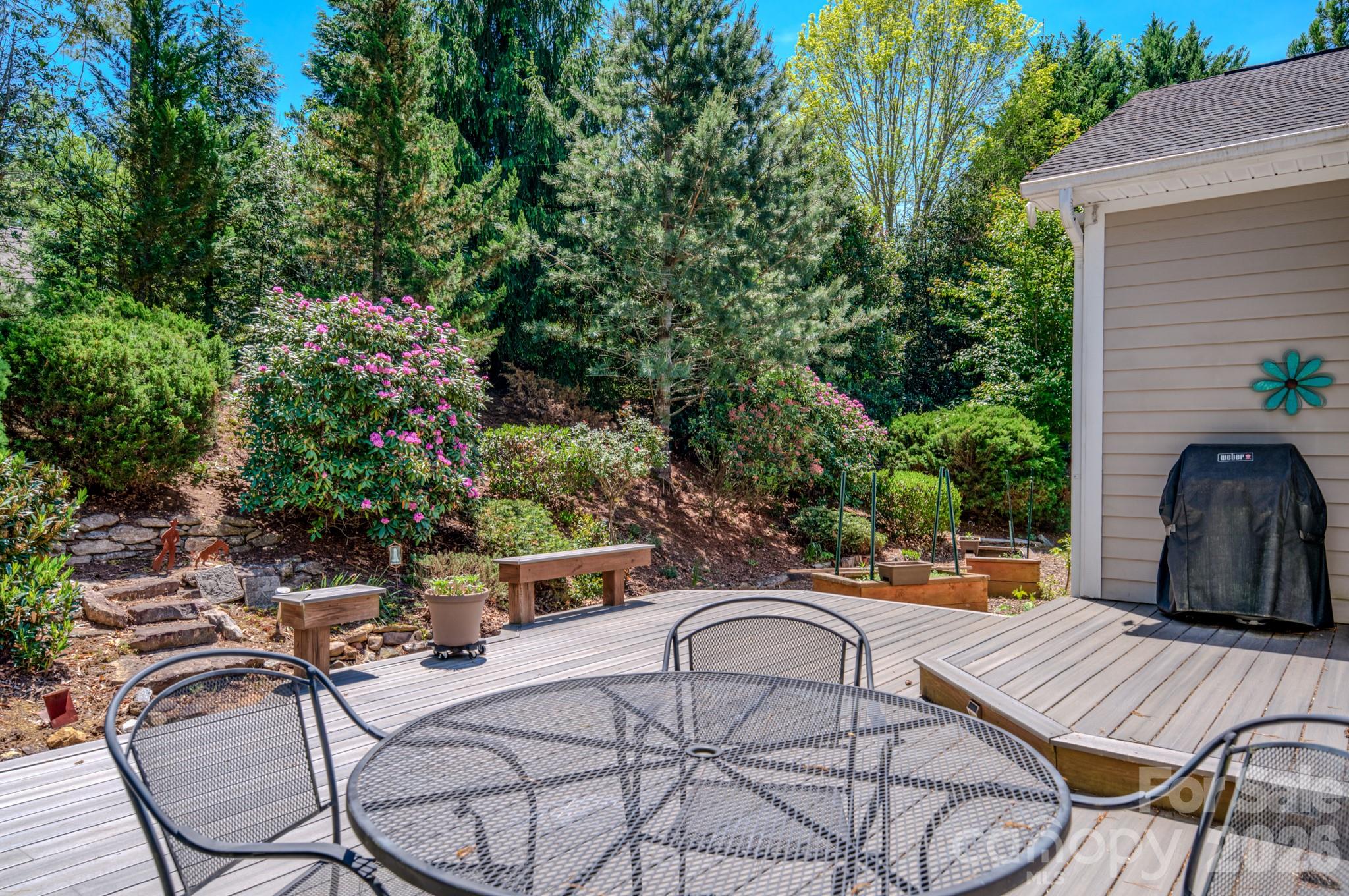 7 Magic Sam Court — Biltmore Lake