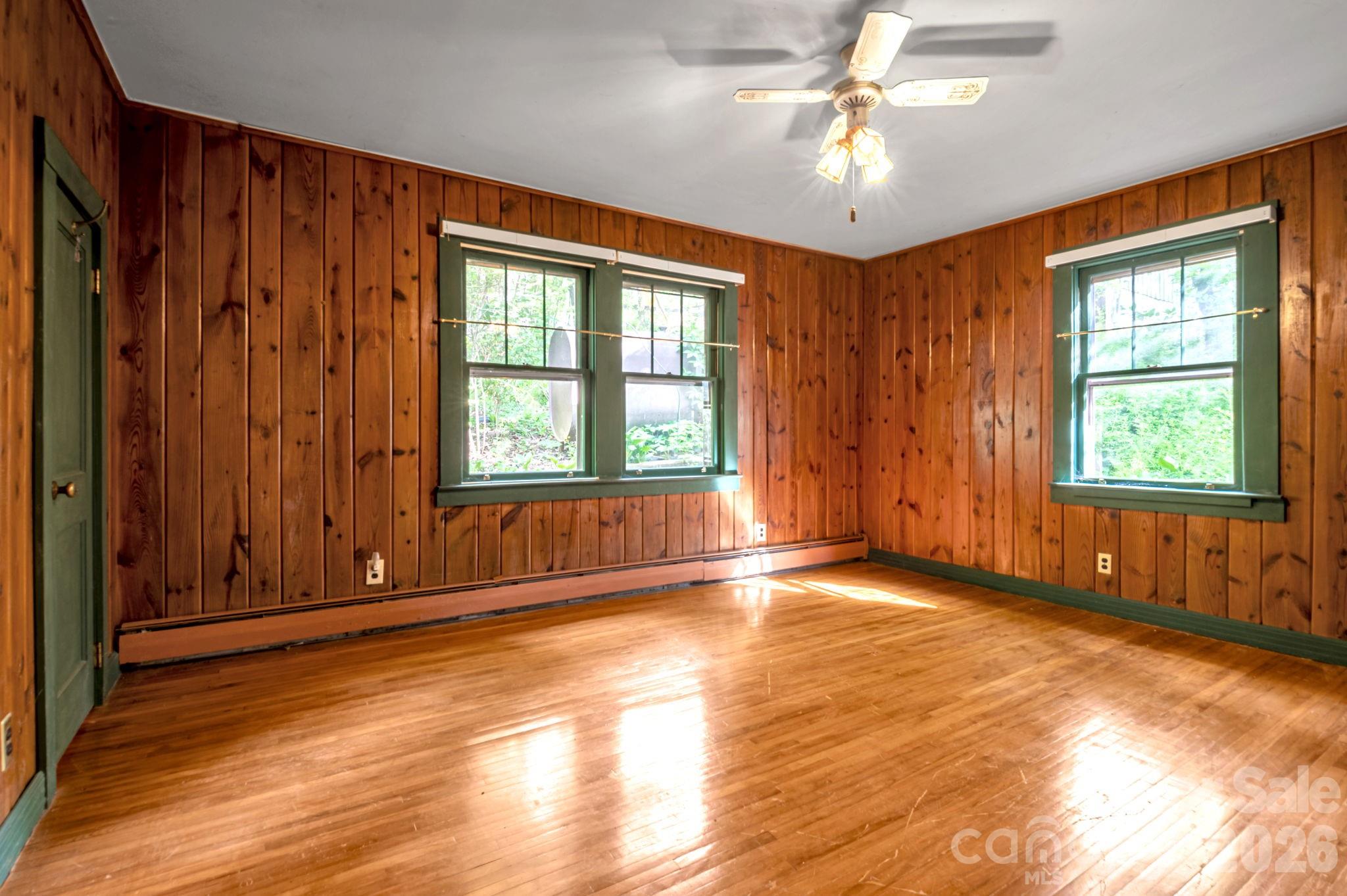 257 Pine Street — Black Mountain