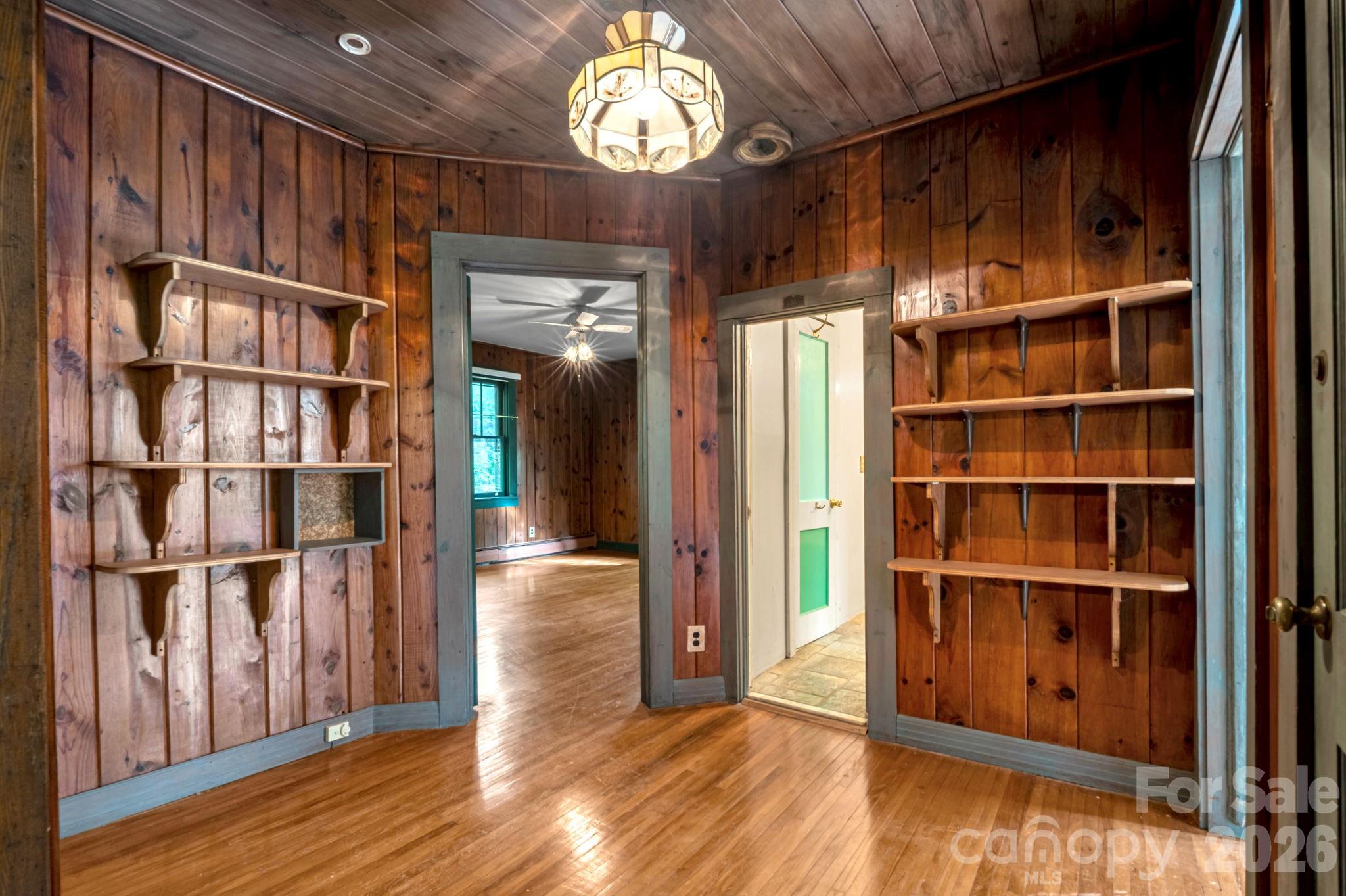 257 Pine Street — Black Mountain