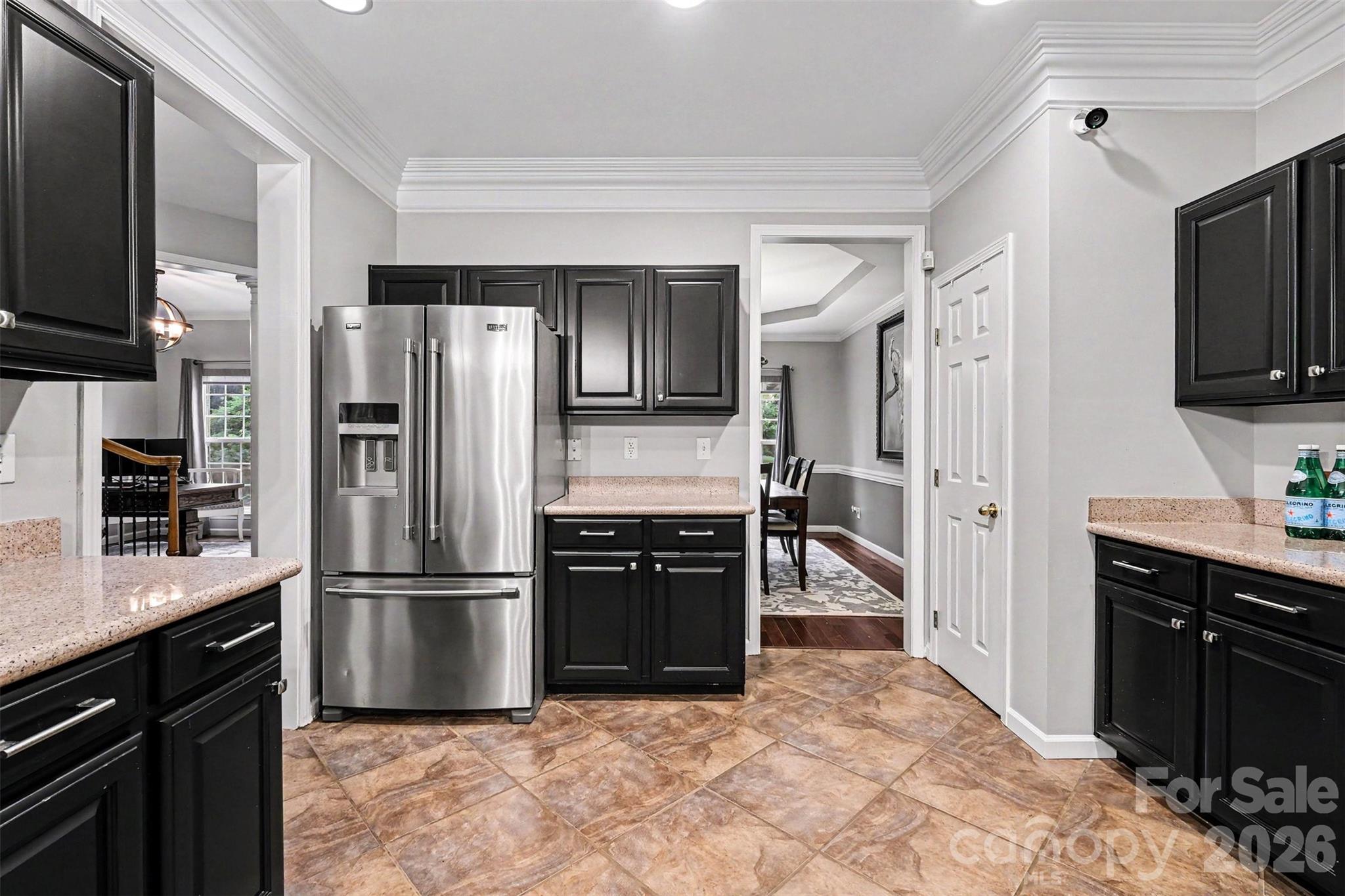 10904 Carver Pond Road — Charlotte