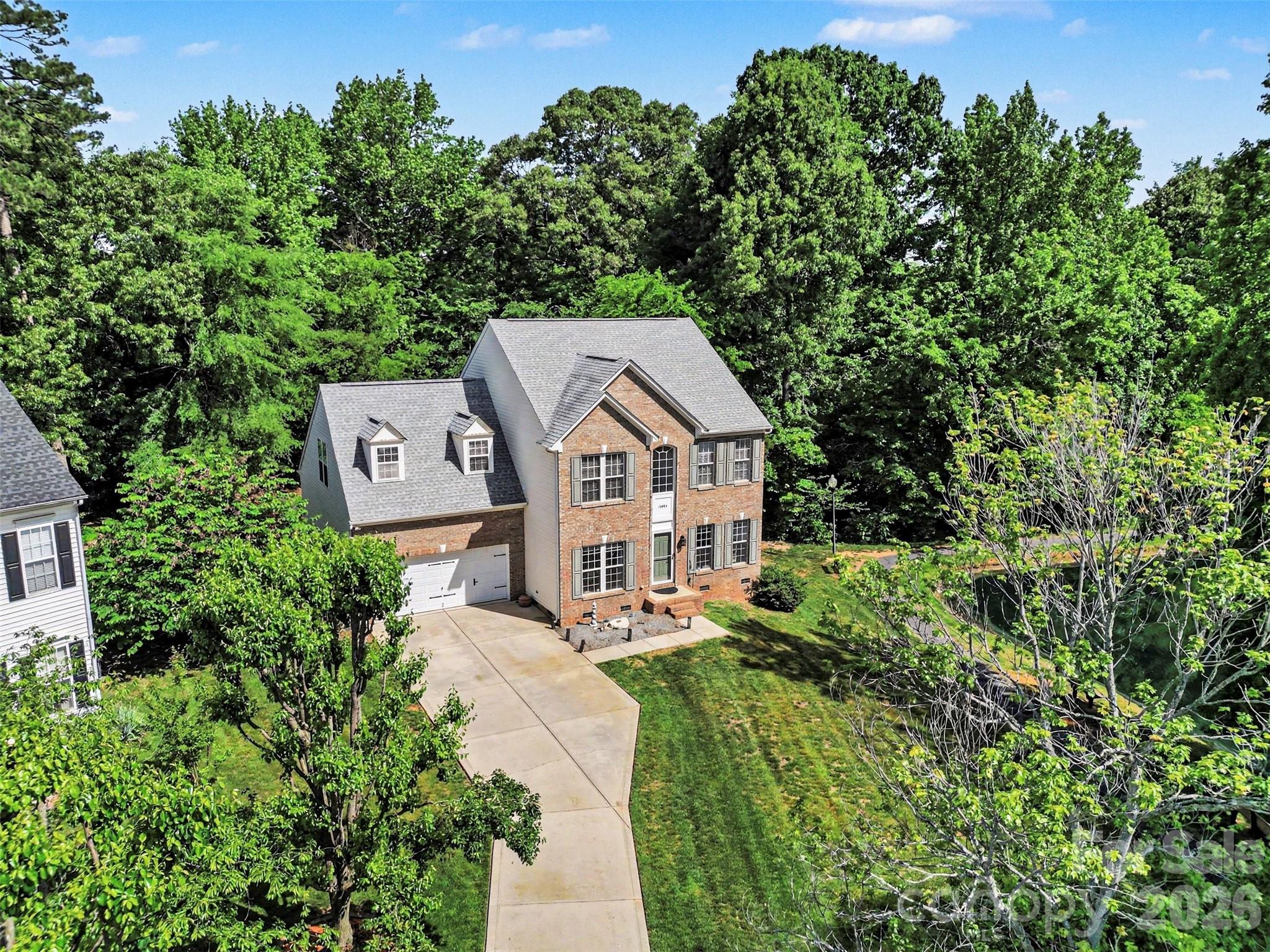 10904 Carver Pond Road — Charlotte