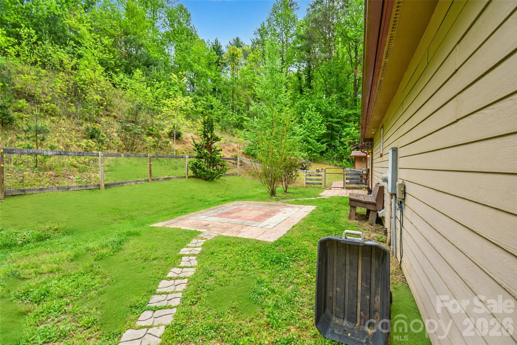 945 N Country Club Road — Brevard