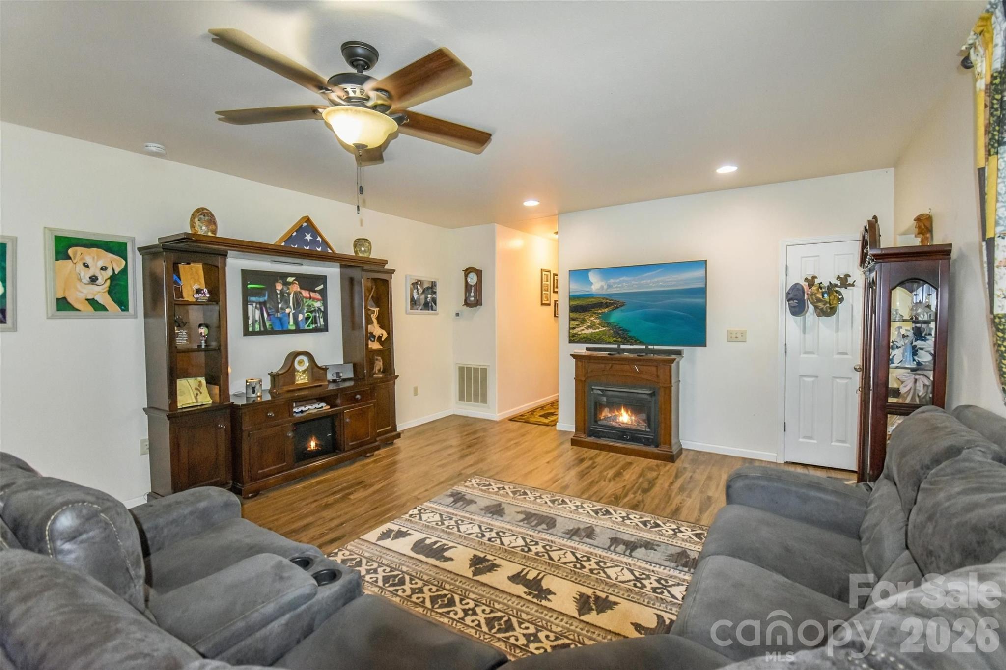 945 N Country Club Road — Brevard