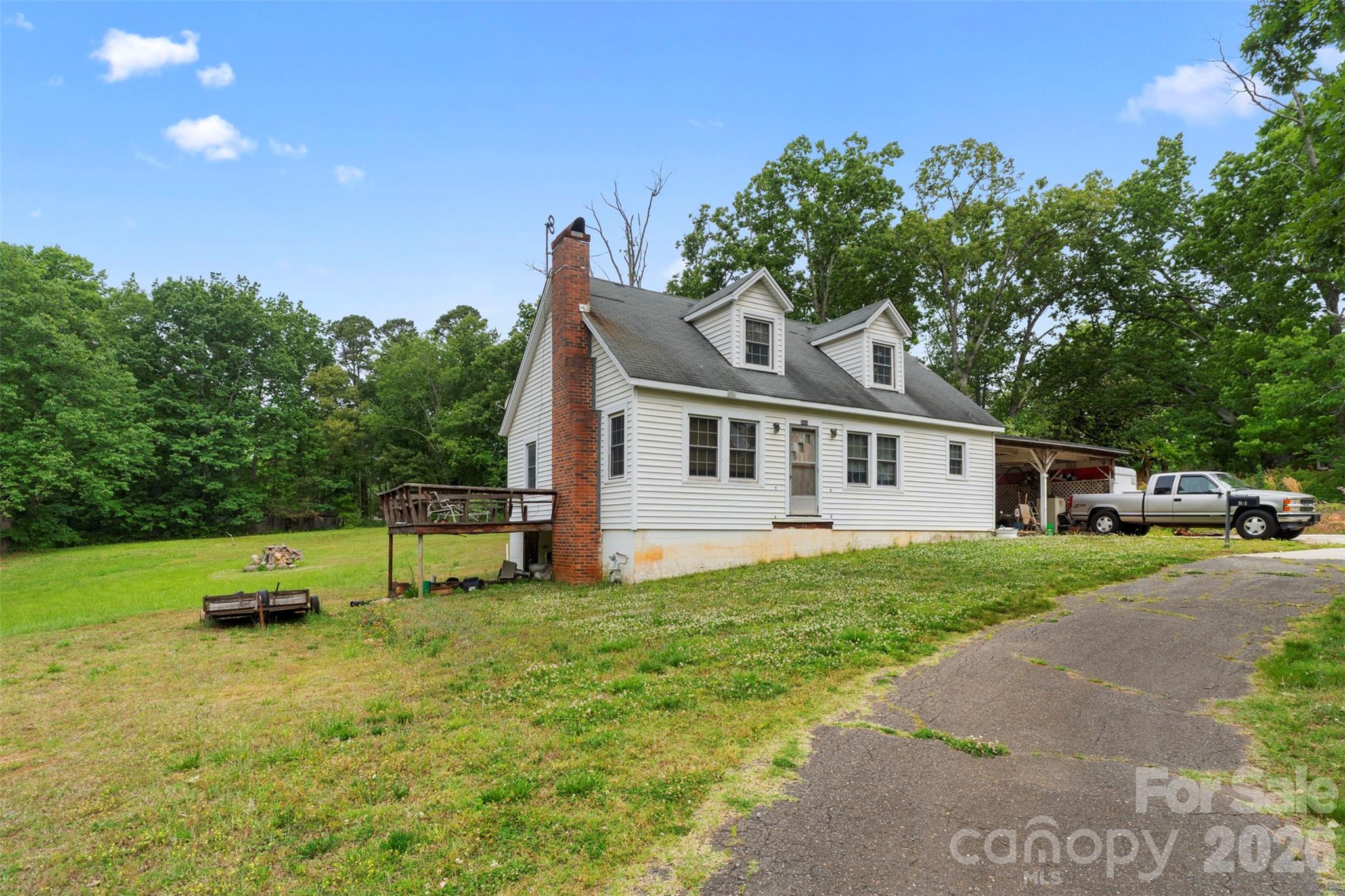 2465 E NC Highway 150 Highway E — Lincolnton
