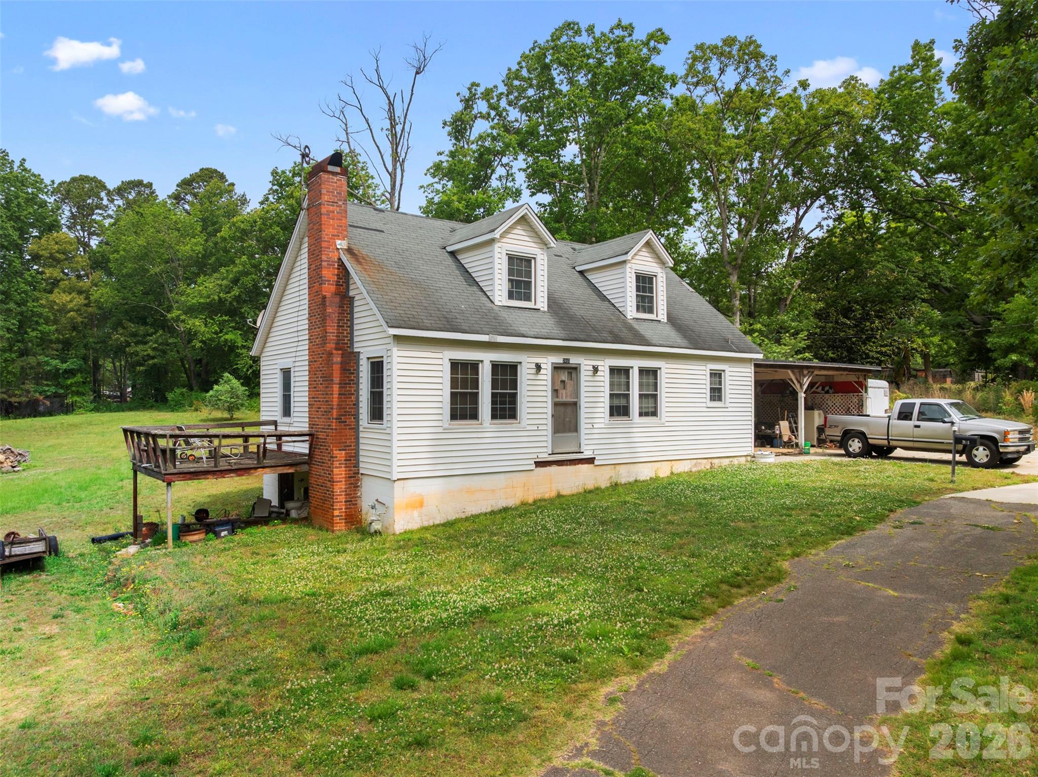 2465 E NC Highway 150 Highway E — Lincolnton