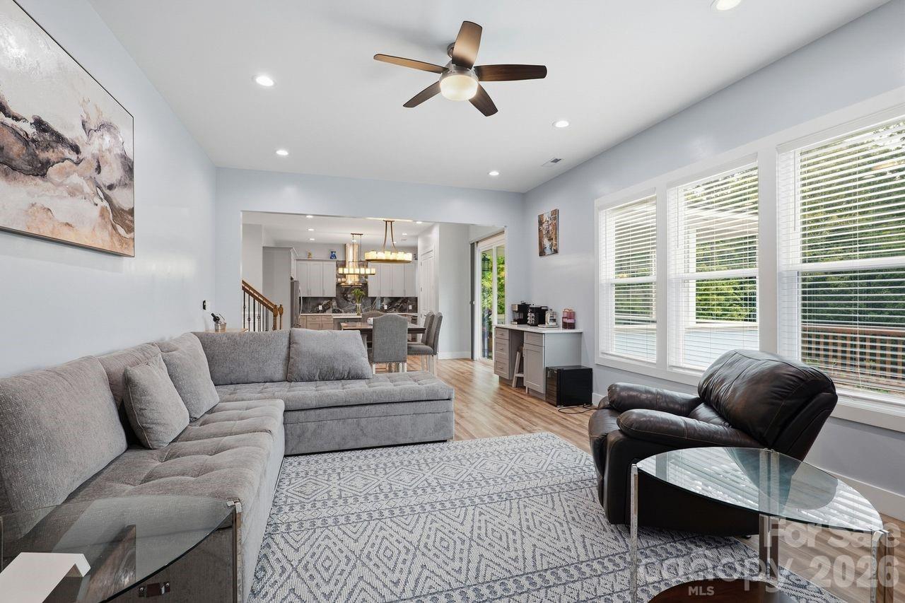 4950 Surfwood Drive — Sherrills Ford