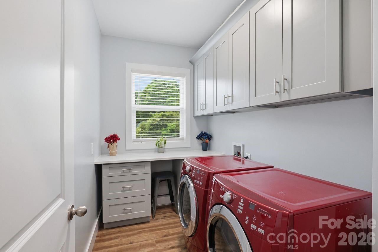 4950 Surfwood Drive — Sherrills Ford