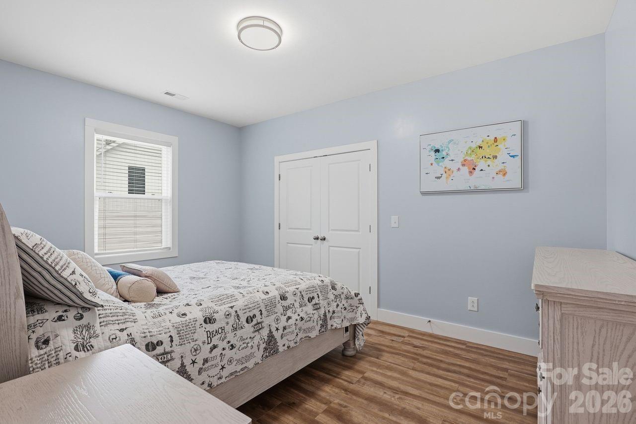 4950 Surfwood Drive — Sherrills Ford