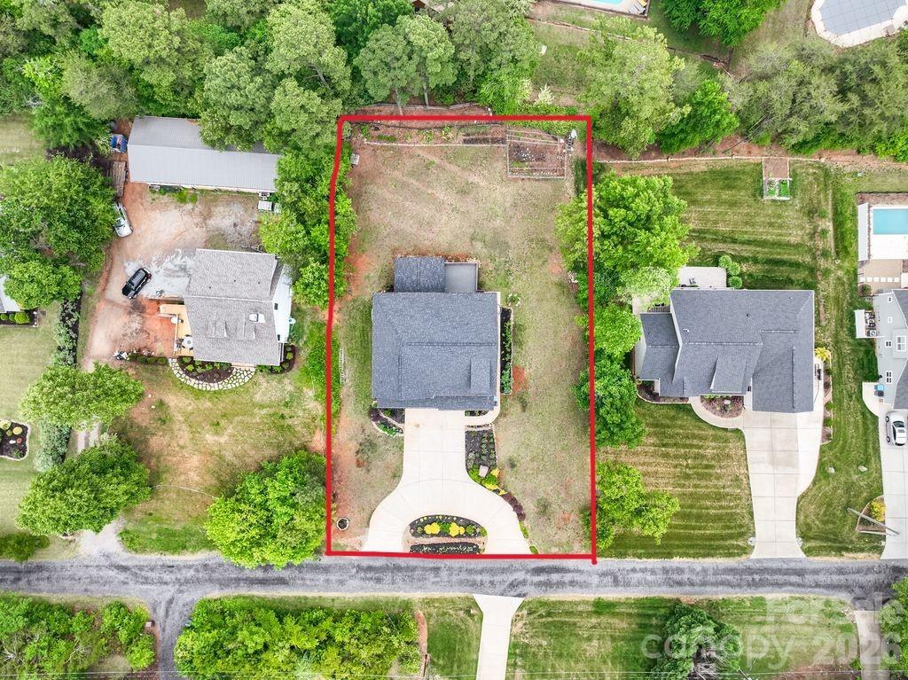 4950 Surfwood Drive — Sherrills Ford
