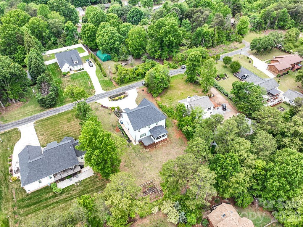 4950 Surfwood Drive — Sherrills Ford