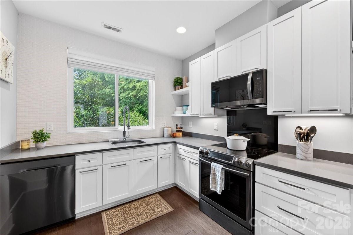 241 Domain Way — Charlotte
