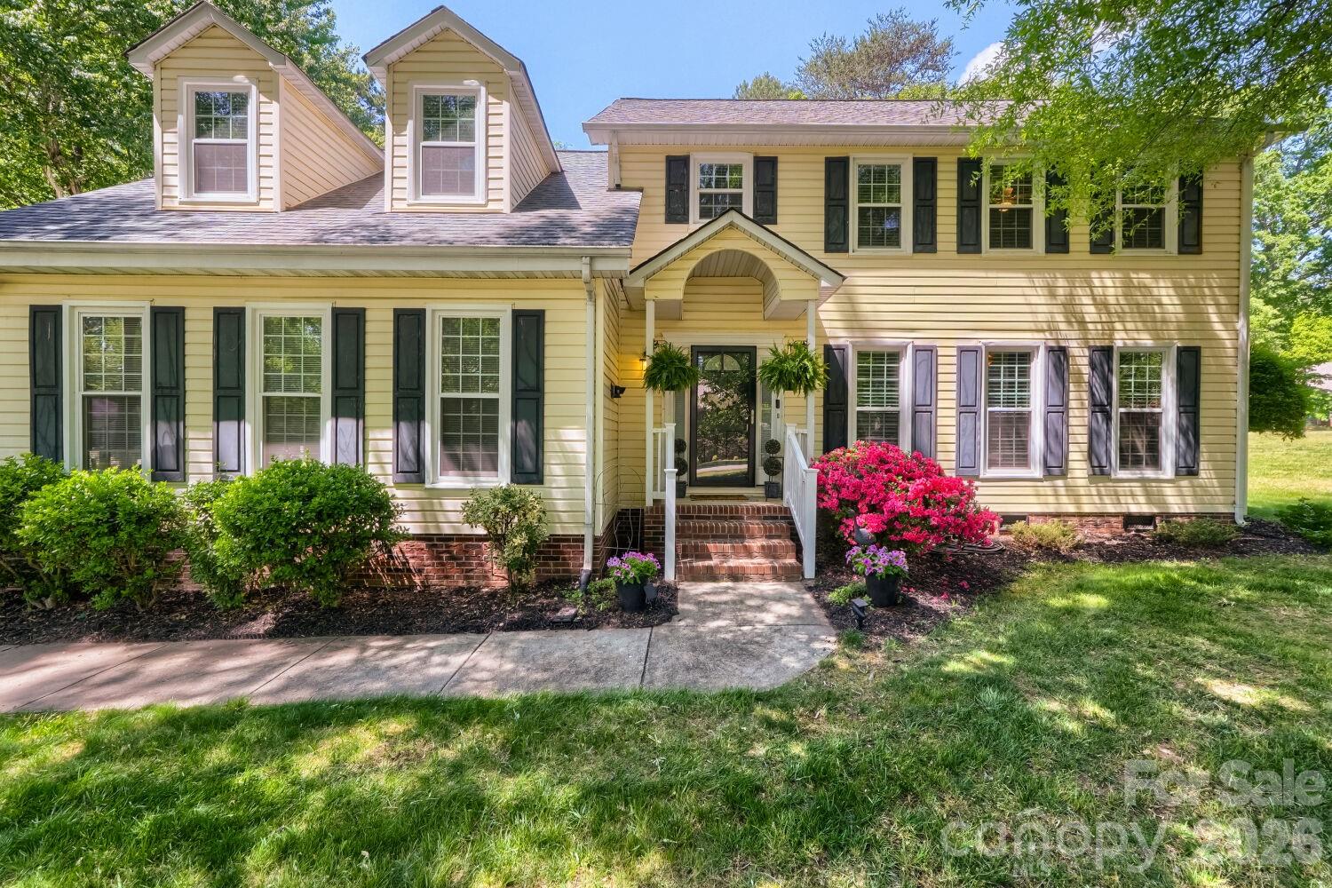 120 Brittany Way — Salisbury