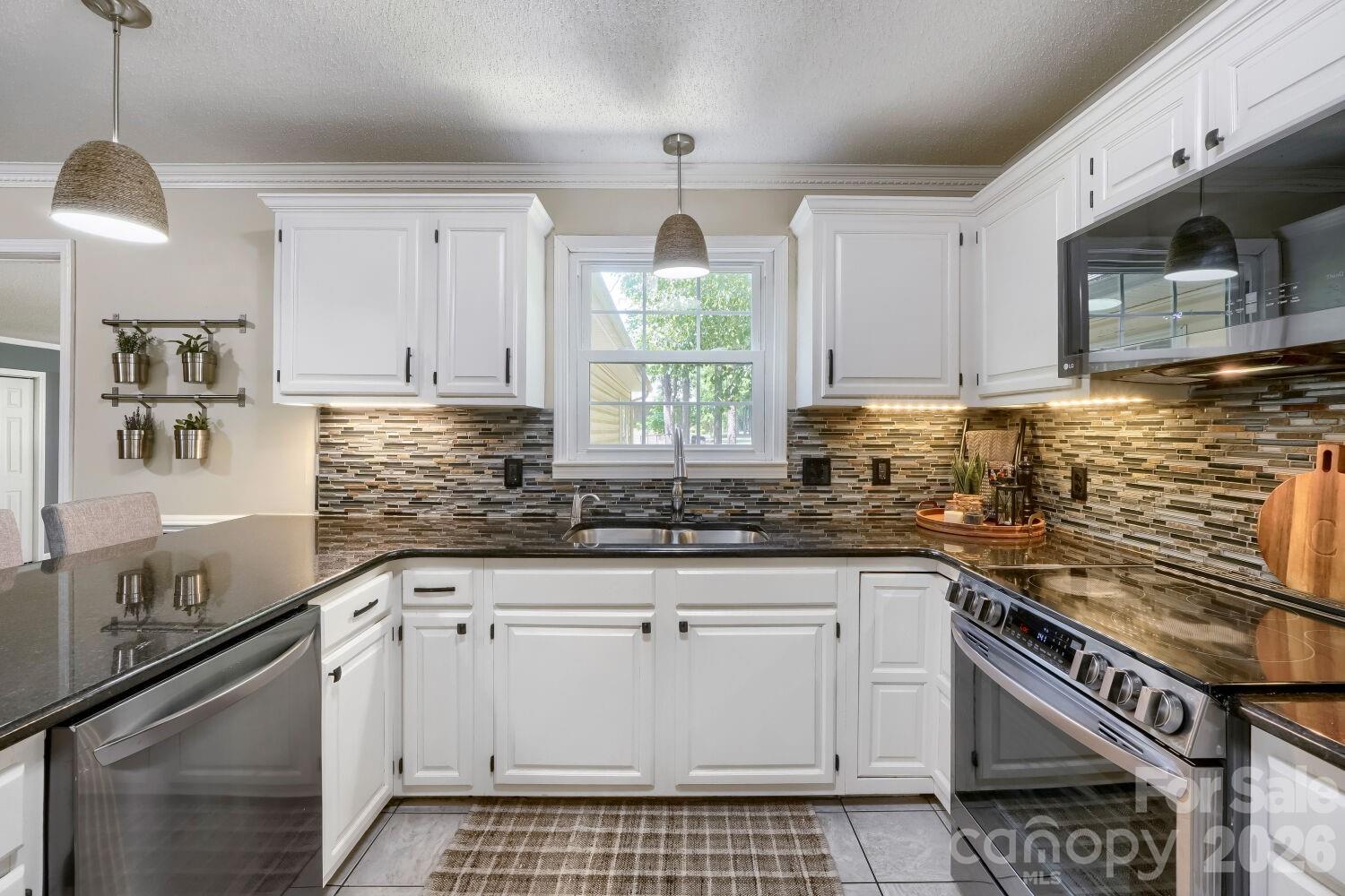 120 Brittany Way — Salisbury
