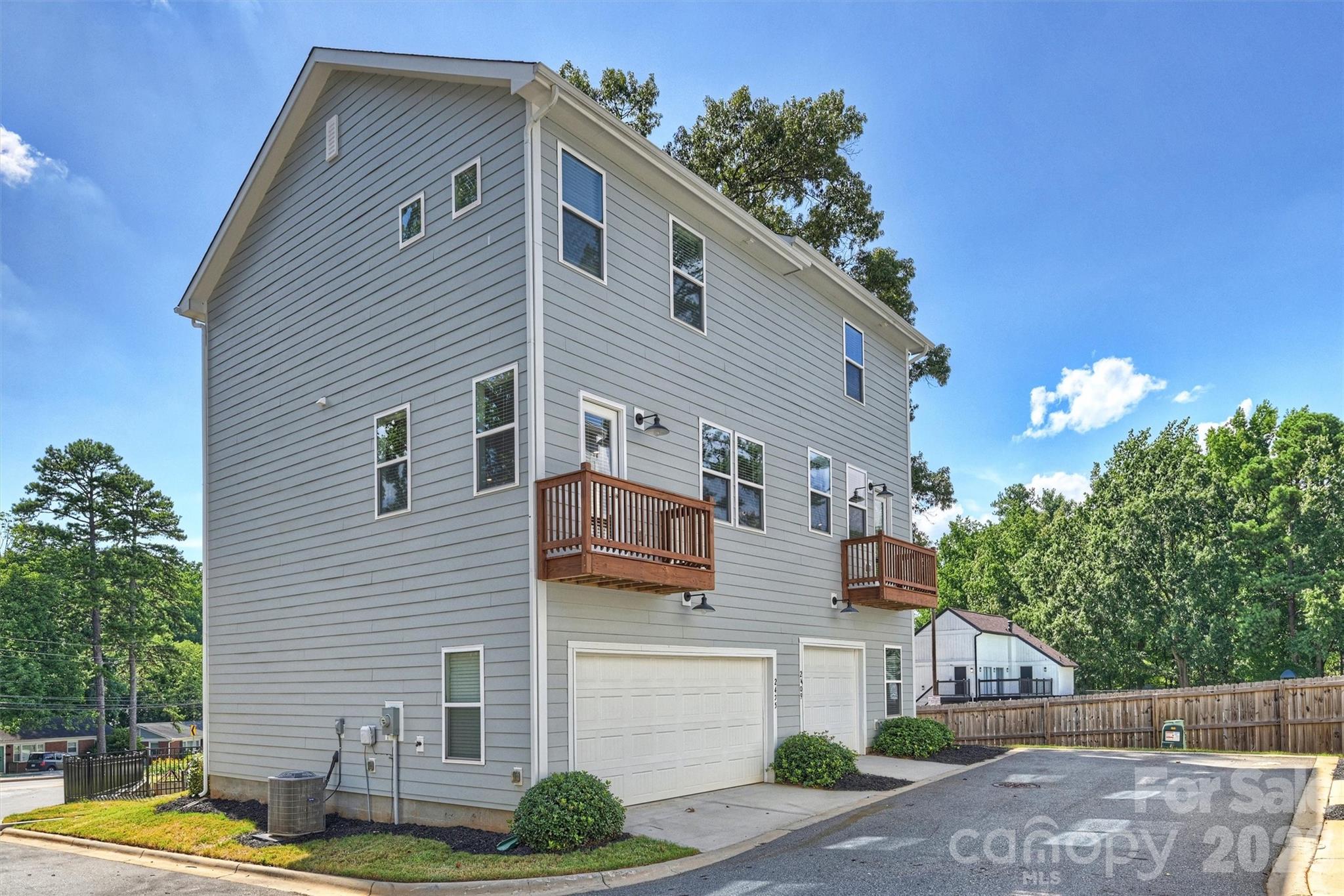 2405 Via del Conte Alley — Charlotte
