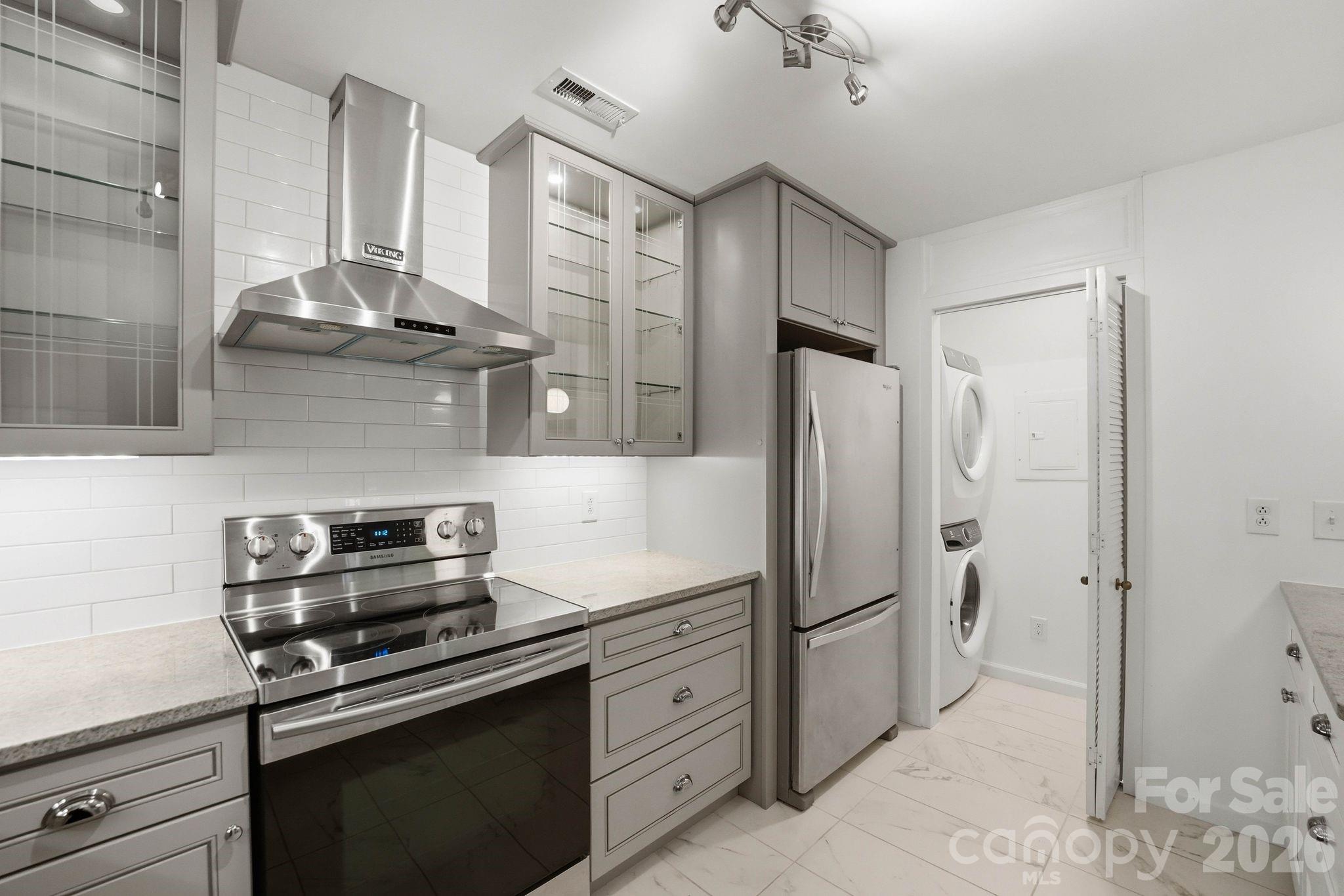 1042 Churchill Downs Court #F — Charlotte