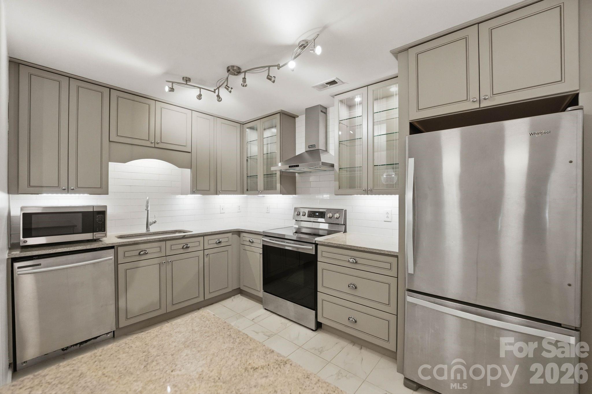 1042 Churchill Downs Court #F — Charlotte