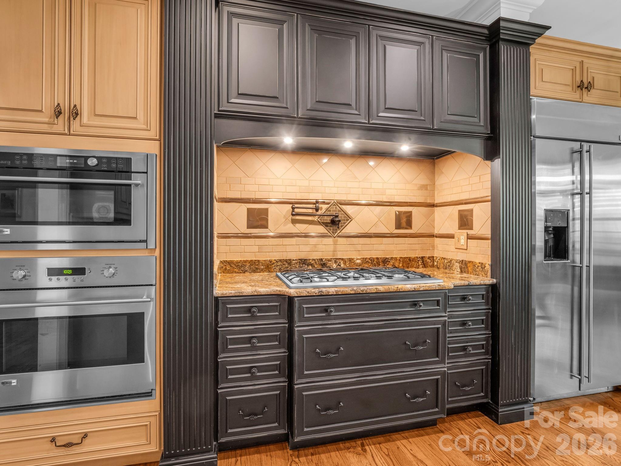 122 Founders Drive — Flat Rock