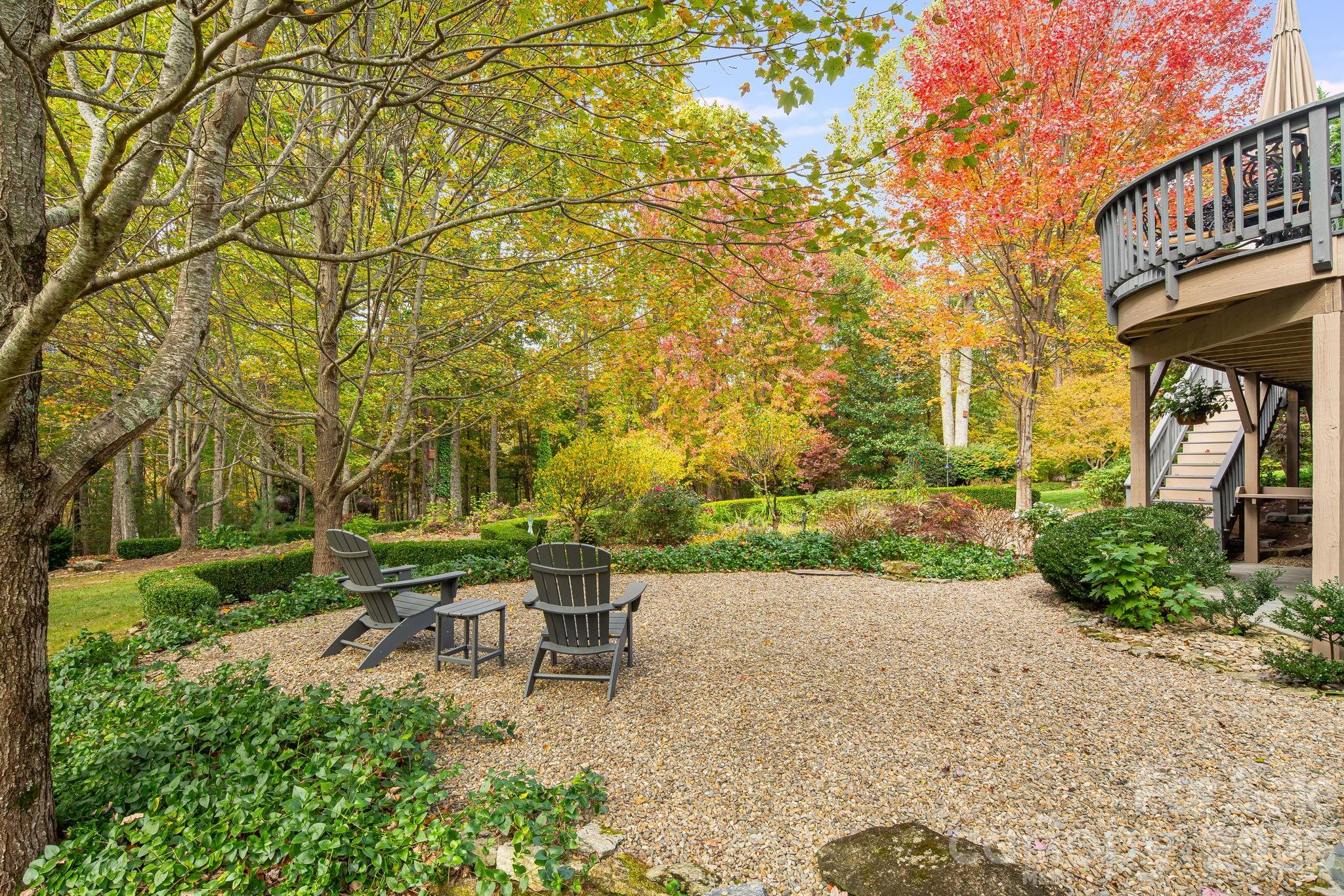 122 Founders Drive — Flat Rock