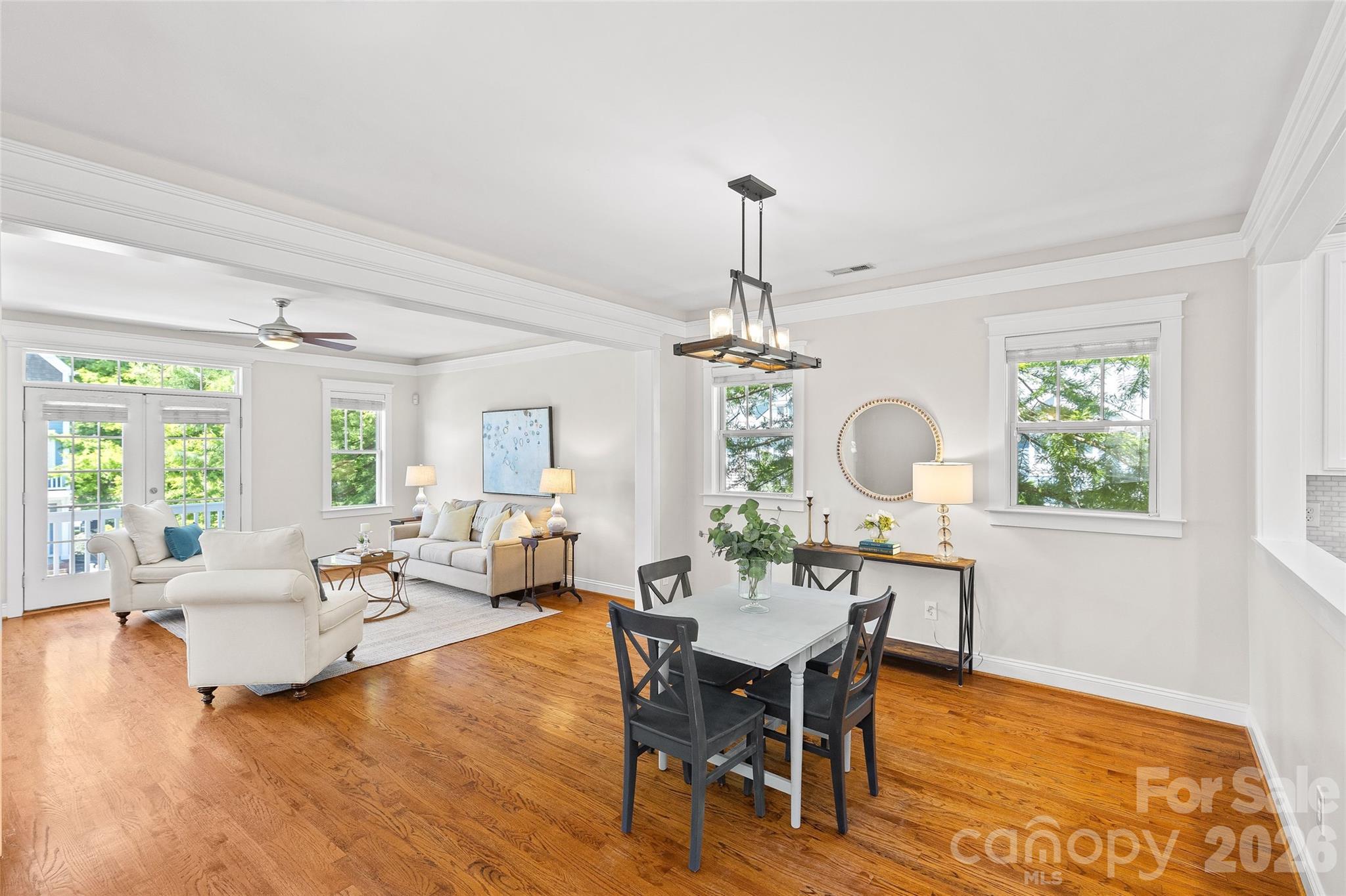540 Dubois Court — Charlotte