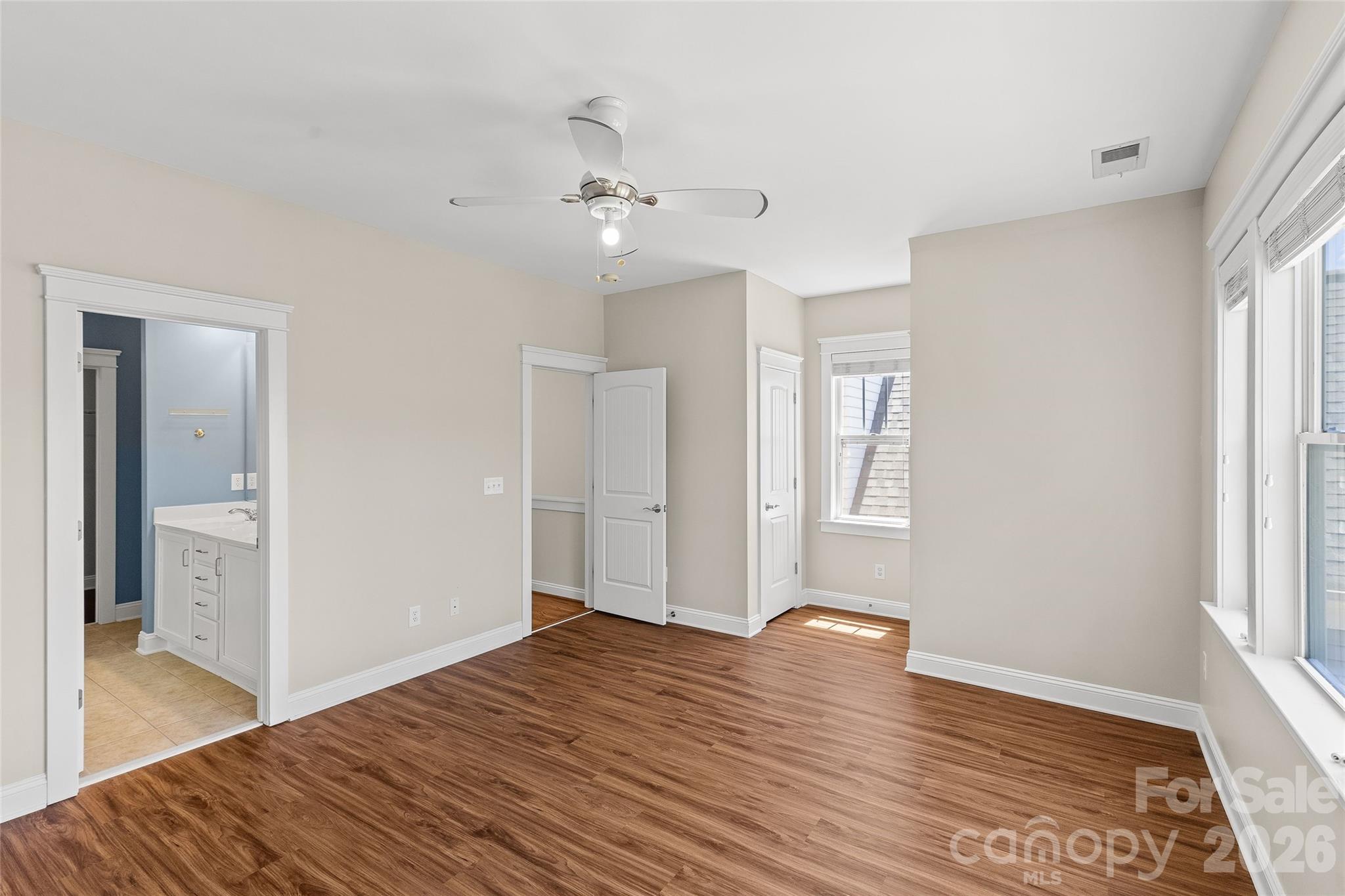 540 Dubois Court — Charlotte