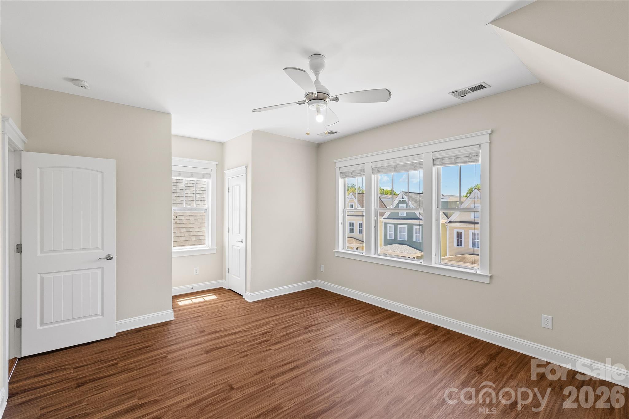 540 Dubois Court — Charlotte