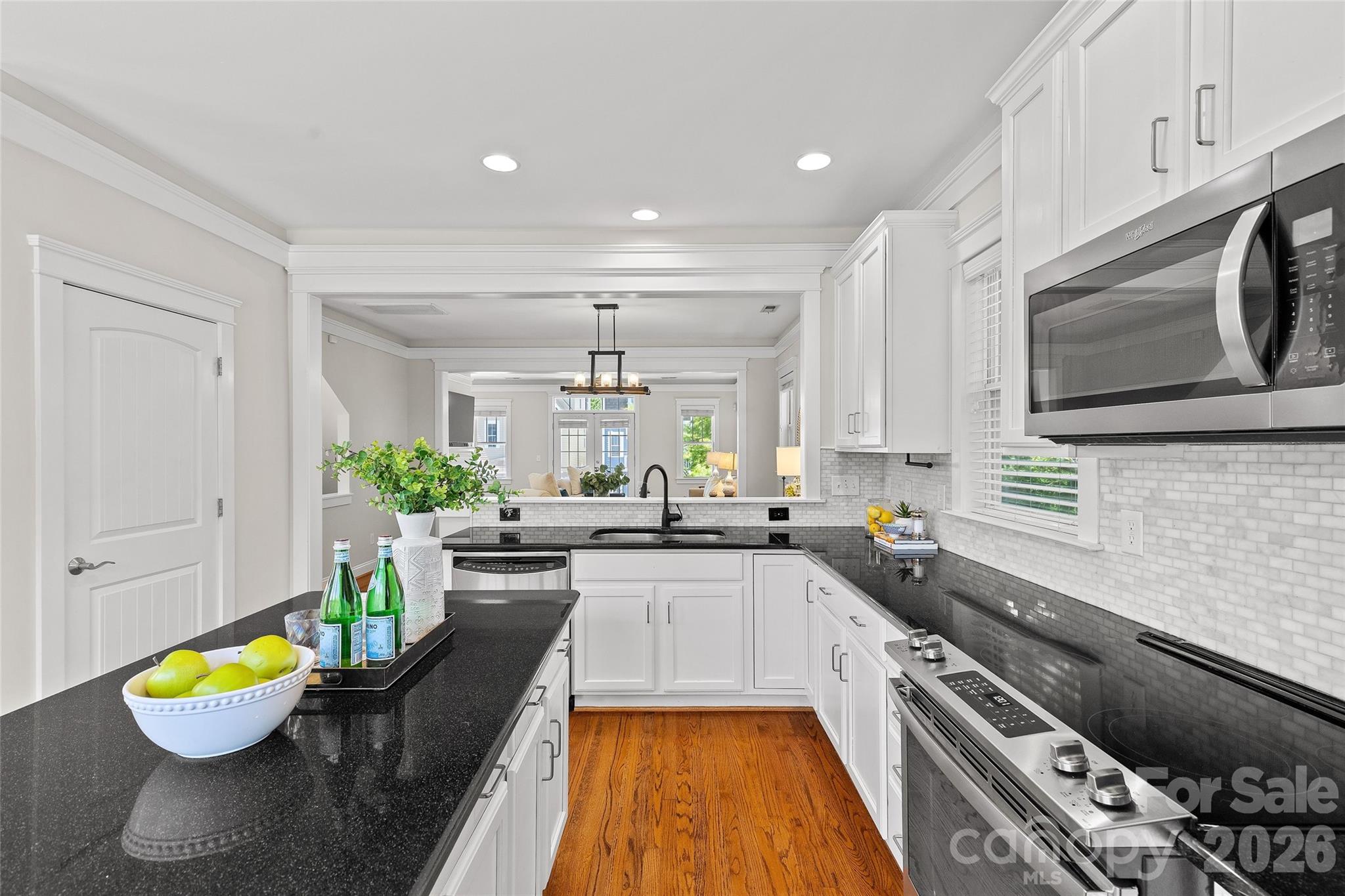 540 Dubois Court — Charlotte