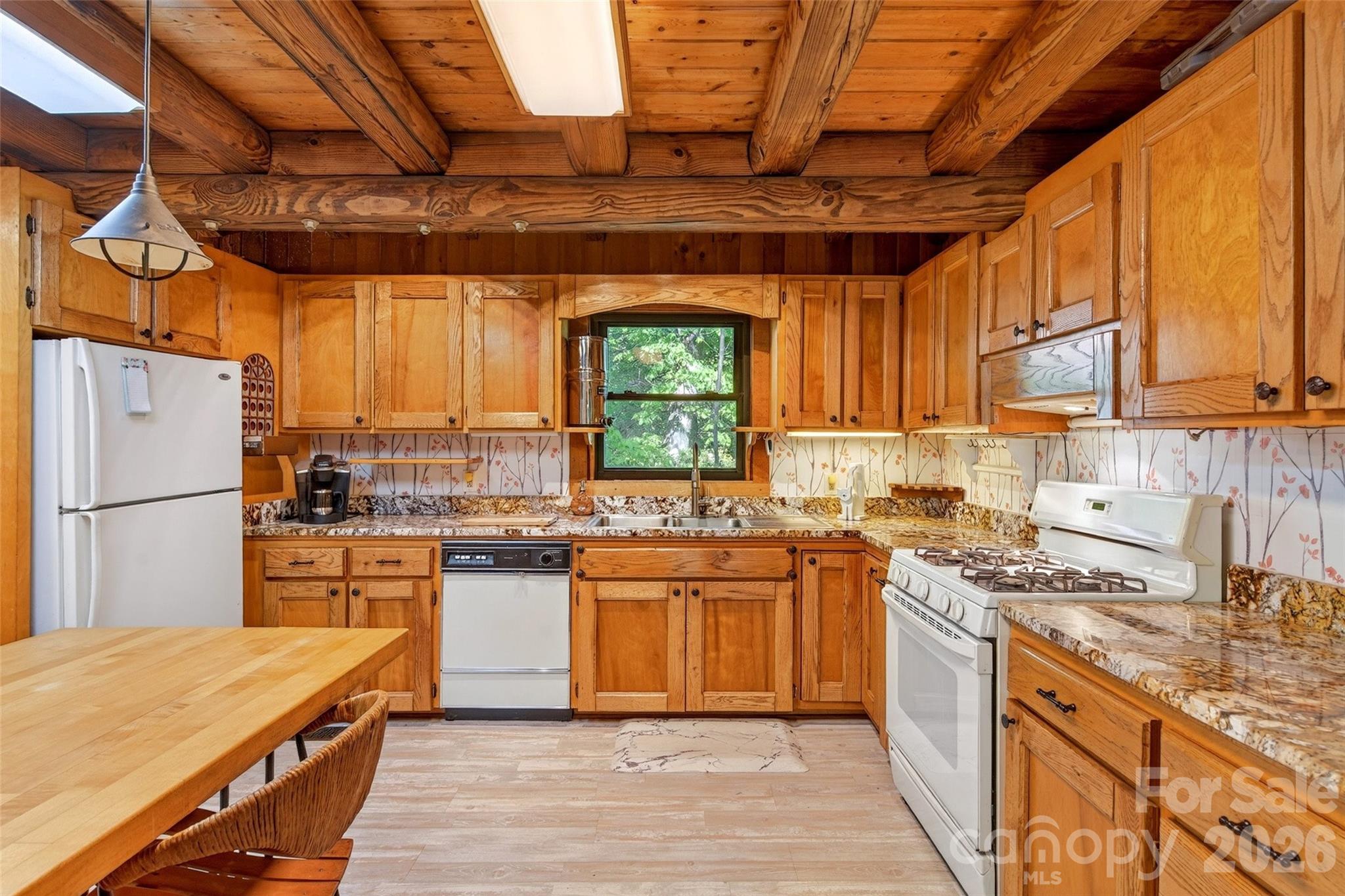 221 Hammer Hollow Drive — Marion