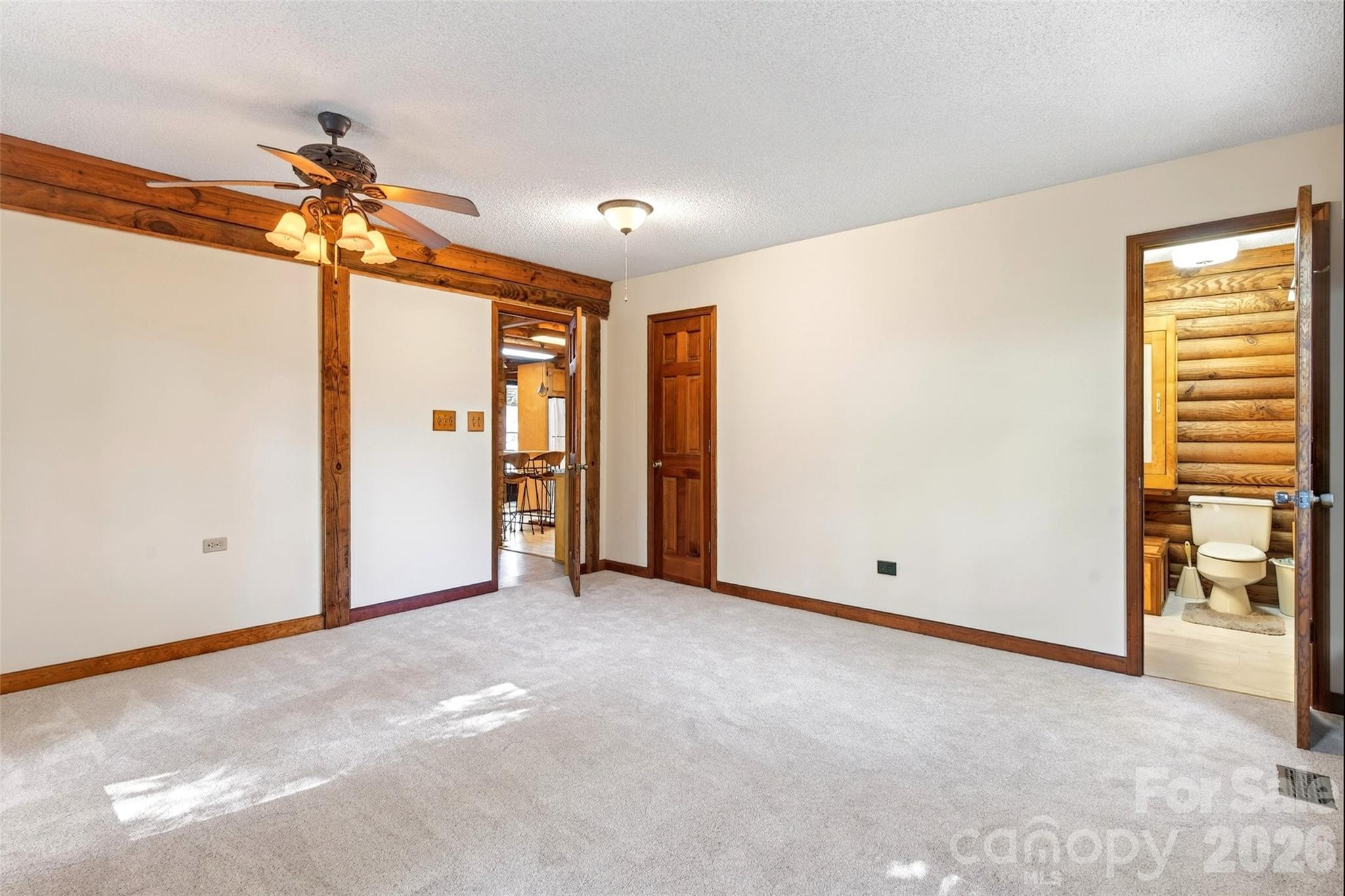 221 Hammer Hollow Drive — Marion
